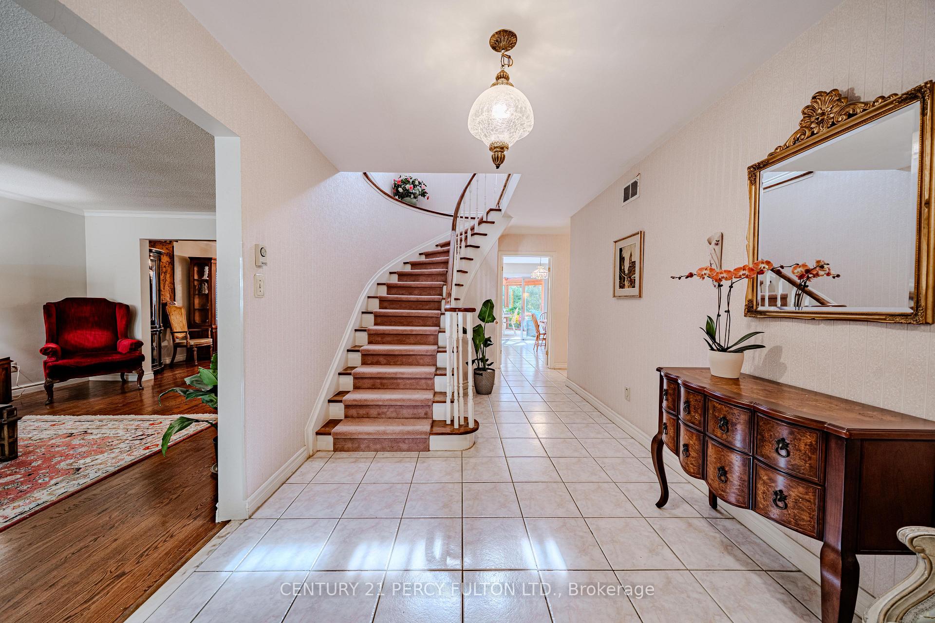 Photo 4 of 39 Apollo Drive, North York, Banbury-Don Mills — HOMEH