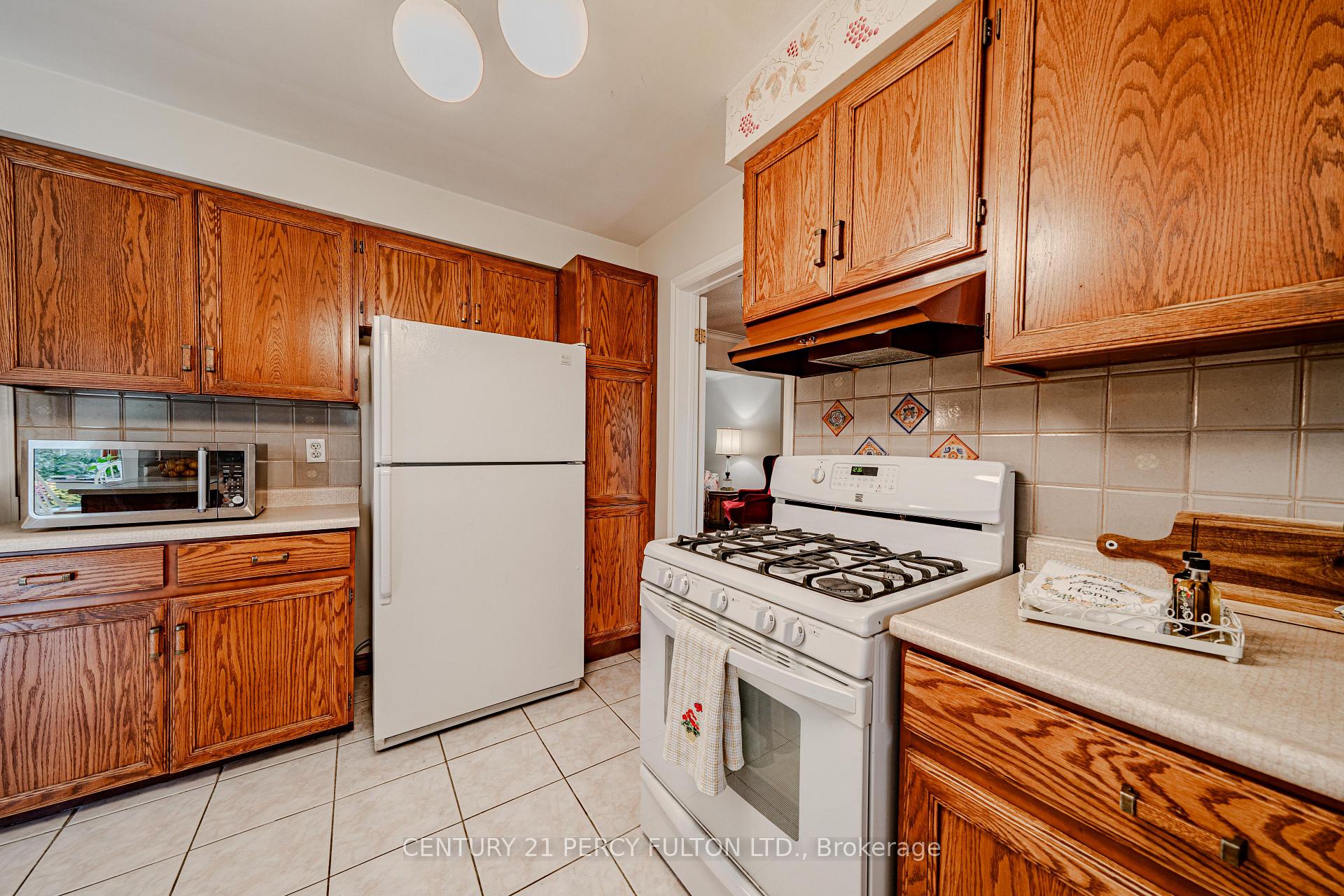 Photo 15 of 39 Apollo Drive, North York, Banbury-Don Mills — HOMEH