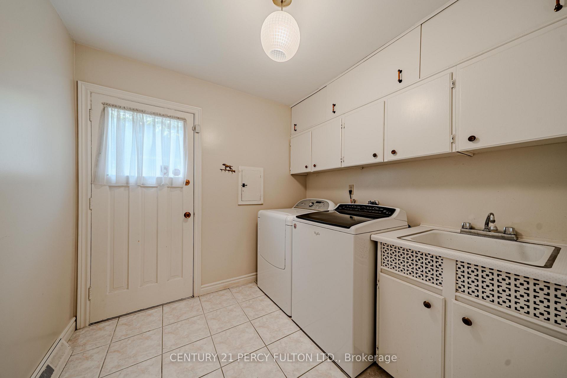 Photo 19 of 39 Apollo Drive, North York, Banbury-Don Mills — HOMEH