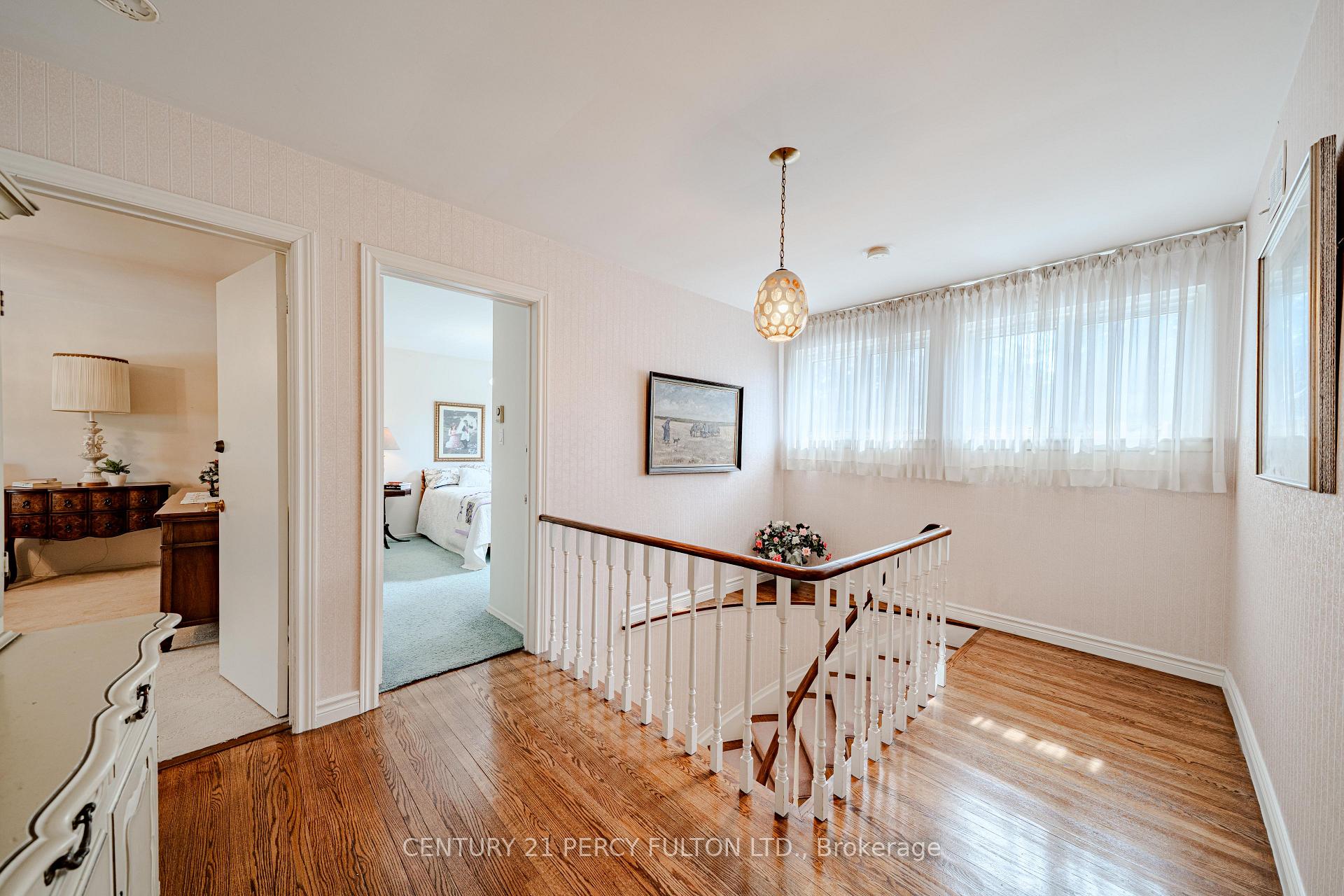 Photo 20 of 39 Apollo Drive, North York, Banbury-Don Mills — HOMEH