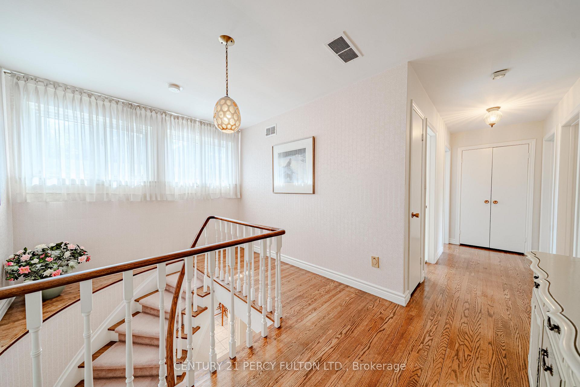 Photo 21 of 39 Apollo Drive, North York, Banbury-Don Mills — HOMEH