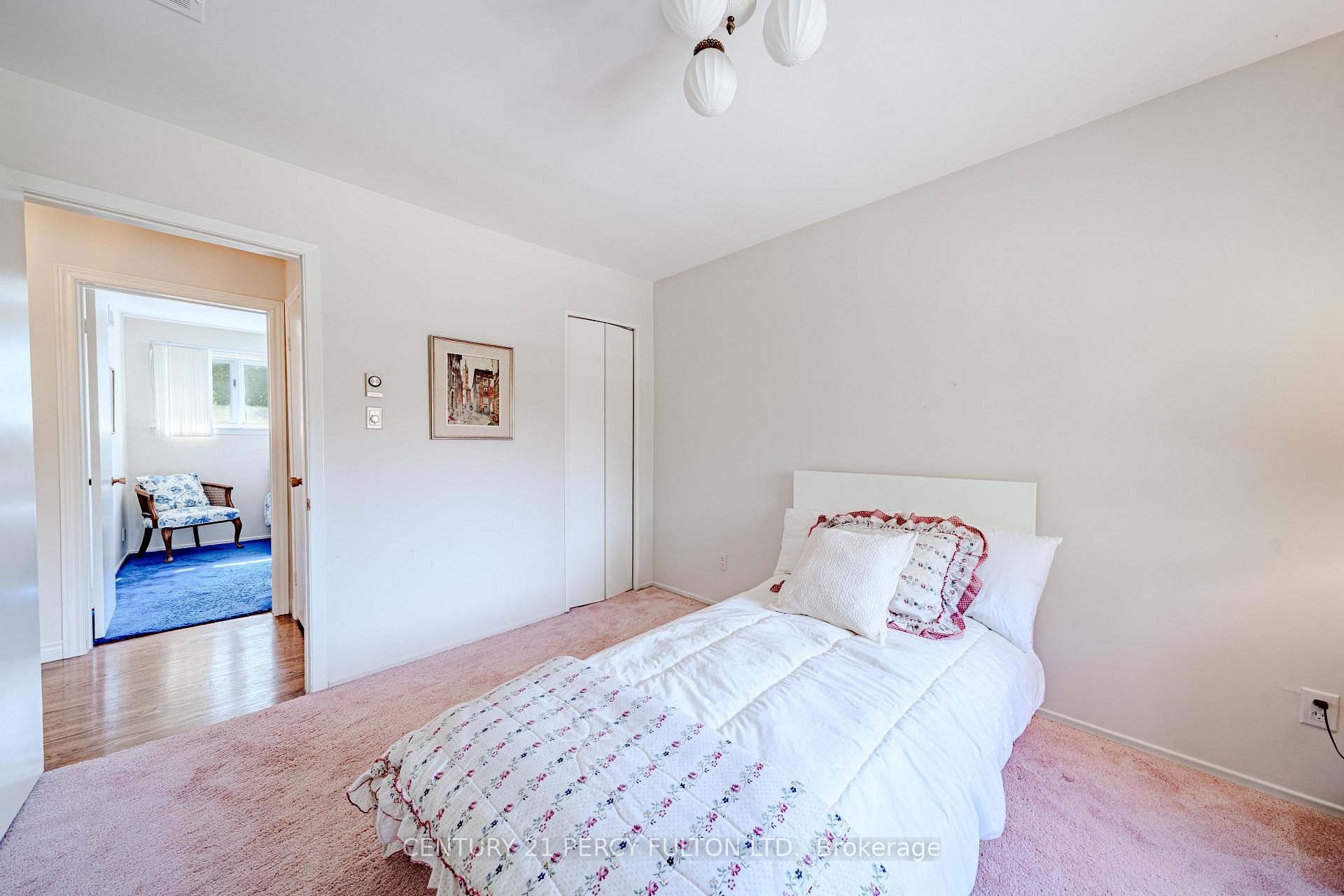 Photo 33 of 39 Apollo Drive, North York, Banbury-Don Mills — HOMEH