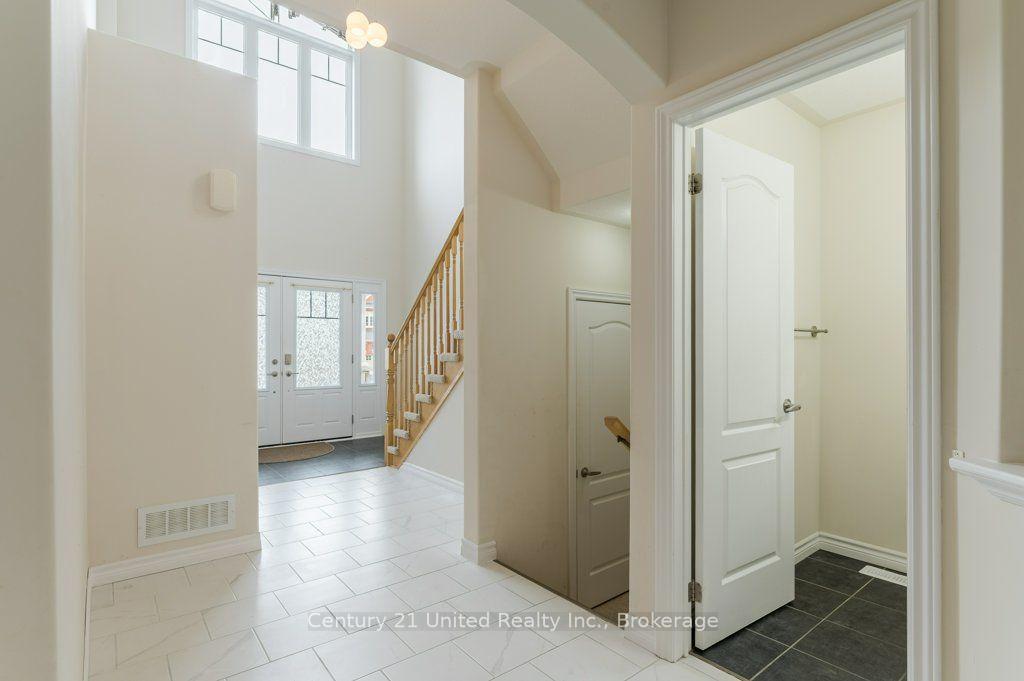 Photo 6 of 57 Voyageur Street, Peterborough, Northcrest Ward 5 — HOMEH