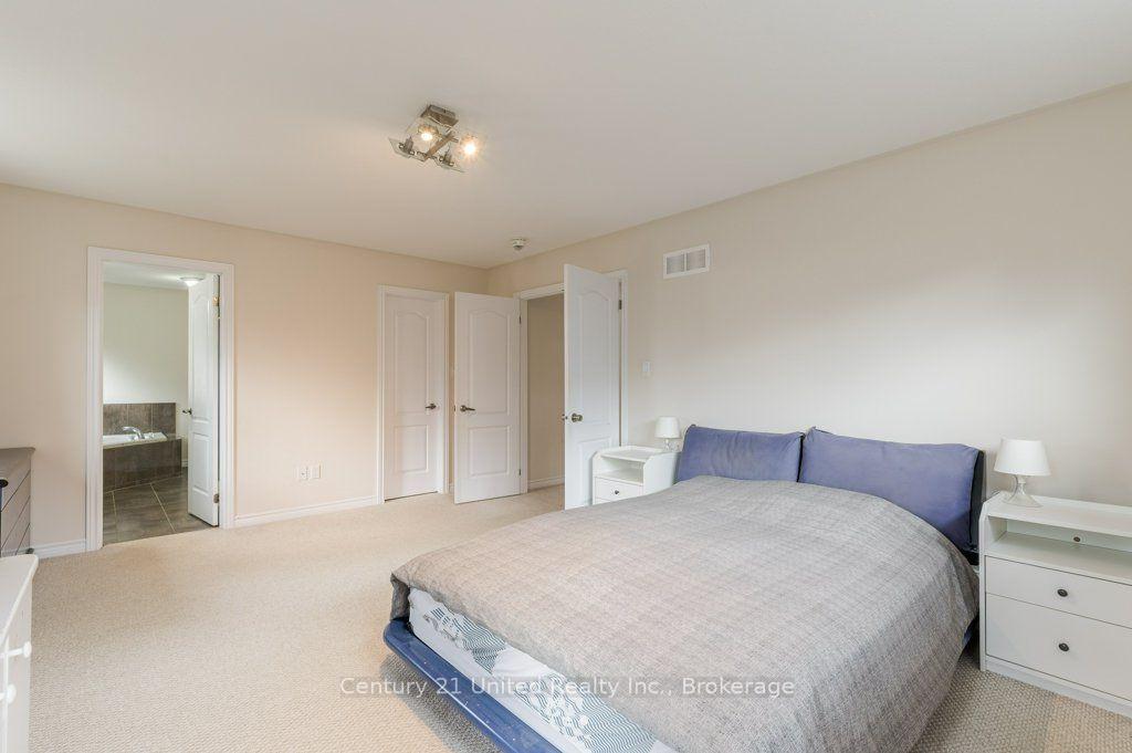 Photo 11 of 57 Voyageur Street, Peterborough, Northcrest Ward 5 — HOMEH