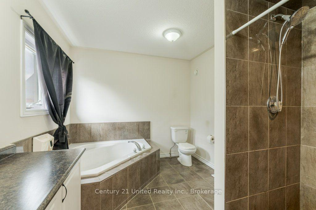 Photo 12 of 57 Voyageur Street, Peterborough, Northcrest Ward 5 — HOMEH