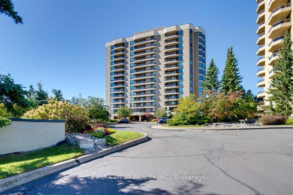 Photo 4 of Unit 305, 700 Wilson Road N, Oshawa, Centennial — HOMEH