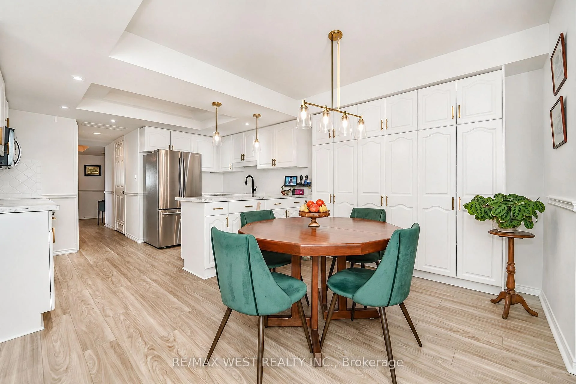 Photo 10 of Unit 305, 700 Wilson Road N, Oshawa, Centennial — HOMEH