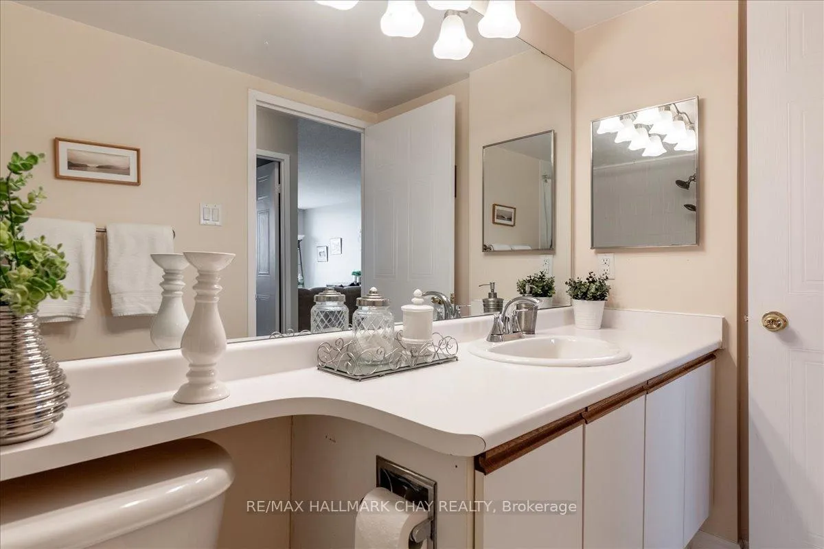 Photo 32 of Unit 1107, 65 Ellen Street, Barrie, Lakeshore — HOMEH