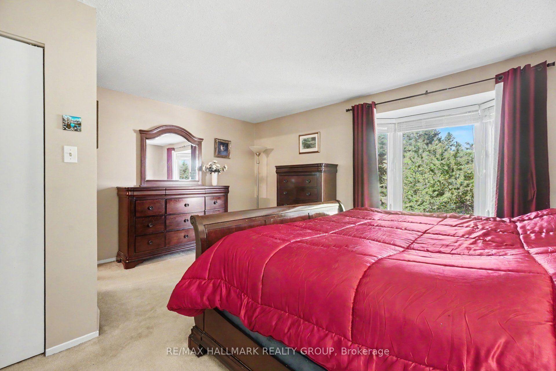 Photo 18 of 96 Pheasant Run Drive, Ottawa, Barrhaven - Pheasant Run — HOMEH