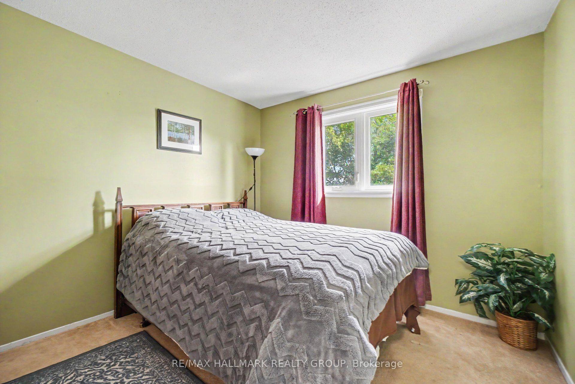 Photo 20 of 96 Pheasant Run Drive, Ottawa, Barrhaven - Pheasant Run — HOMEH