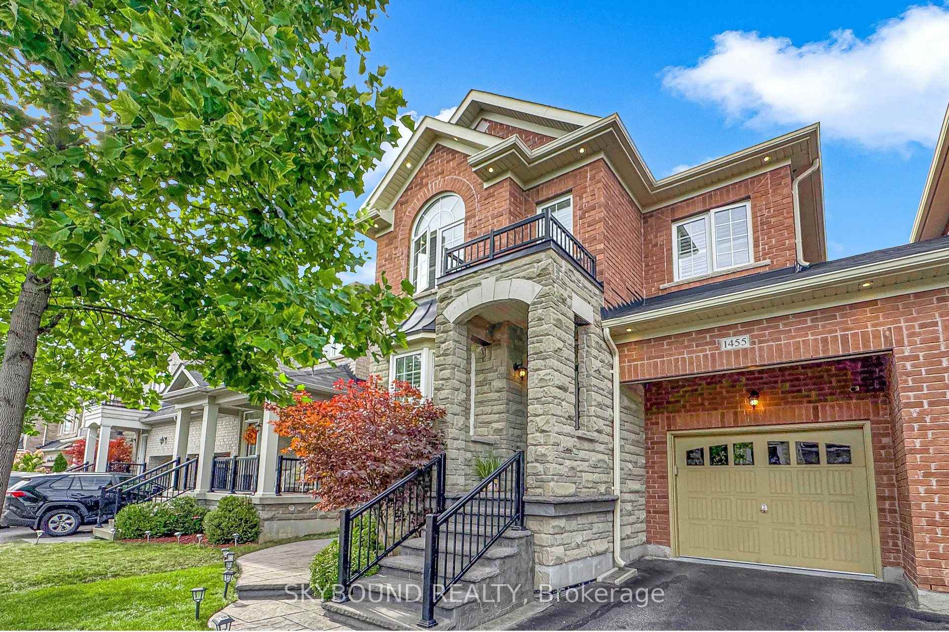 Photo 3 of 1455 Haws Crescent, Milton, Clarke — HOMEH