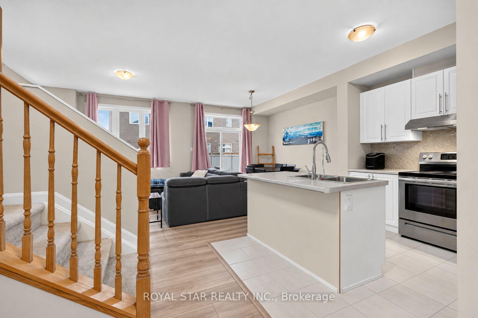 Photo 8 of 83 Gardenpost Terrace, Ottawa, Avalon West — HOMEH
