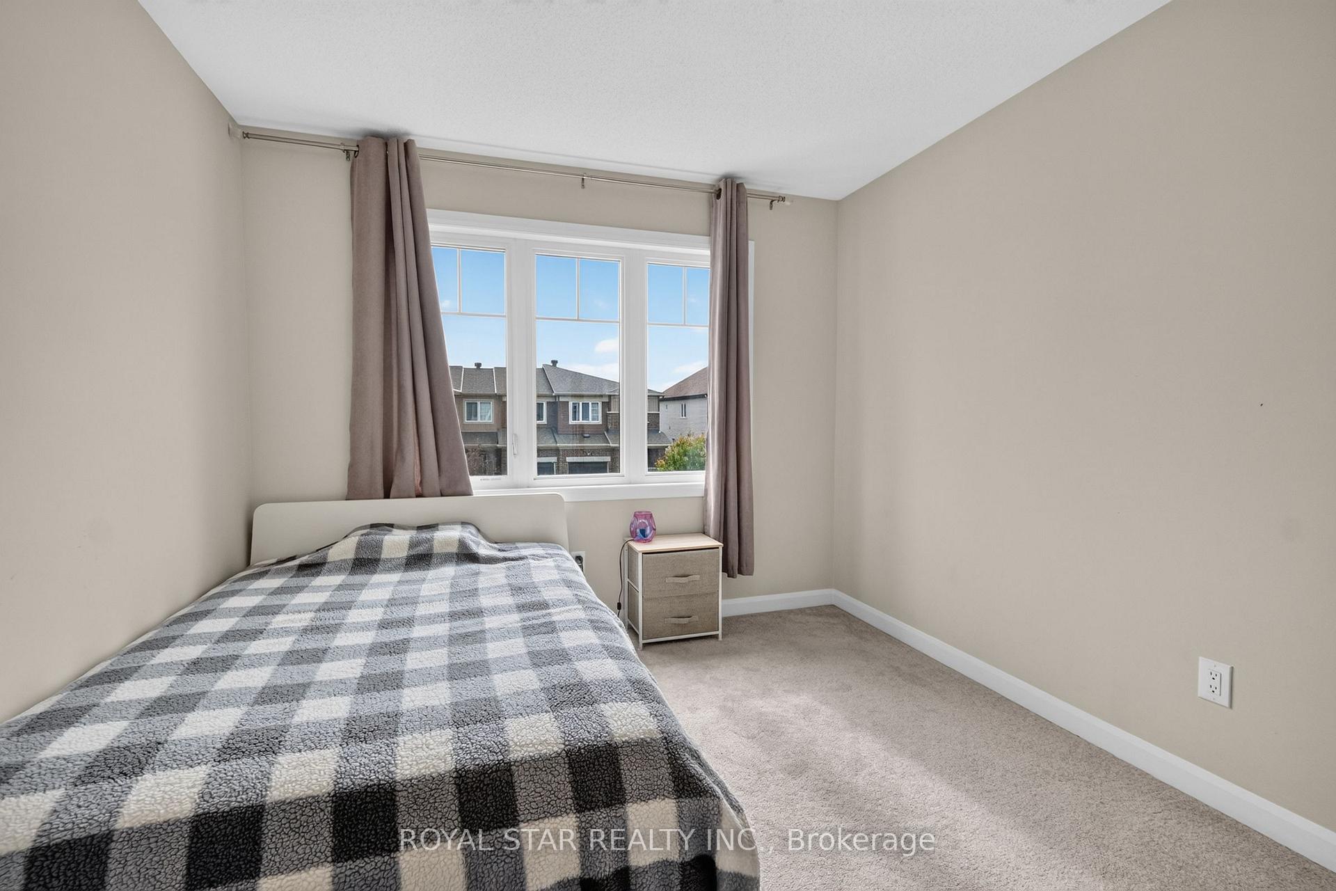 Photo 24 of 83 Gardenpost Terrace, Ottawa, Avalon West — HOMEH