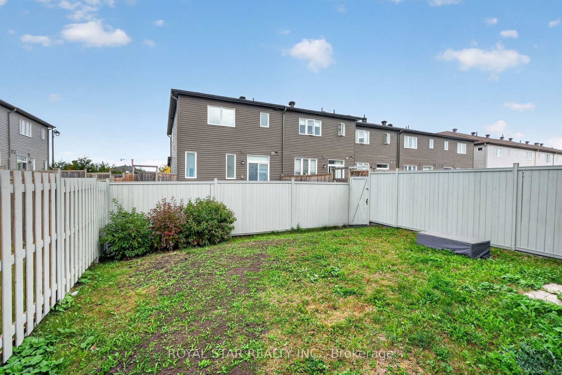 Photo 29 of 83 Gardenpost Terrace, Ottawa, Avalon West — HOMEH