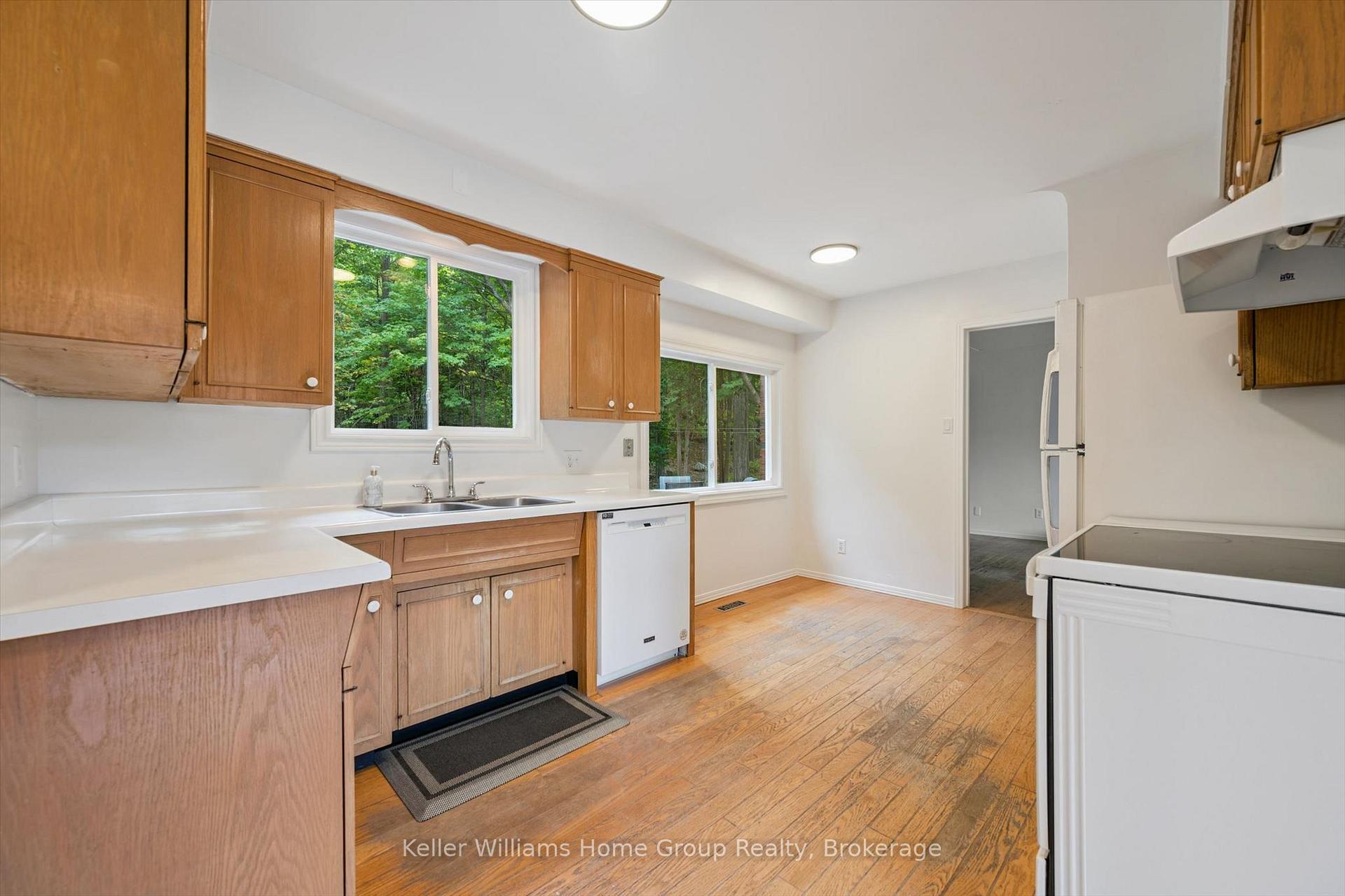 Photo 13 of 73 Water Street E, Centre Wellington, Elora/Salem — HOMEH
