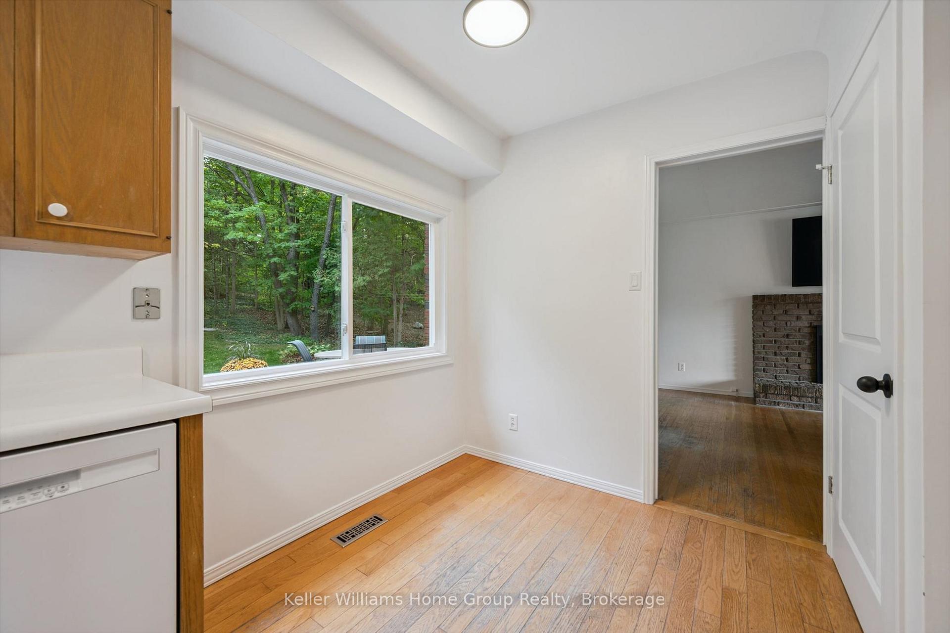 Photo 17 of 73 Water Street E, Centre Wellington, Elora/Salem — HOMEH