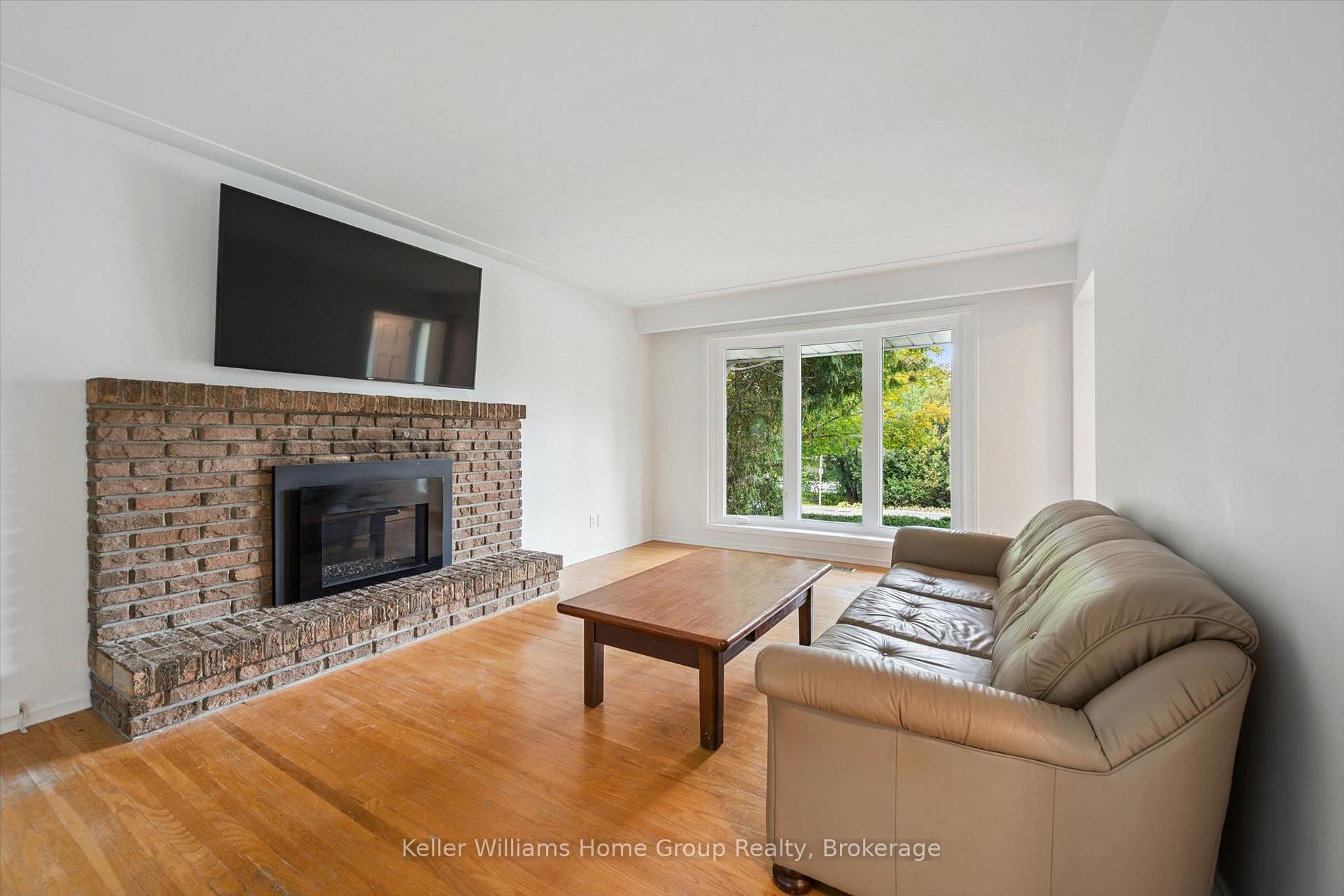 Photo 22 of 73 Water Street E, Centre Wellington, Elora/Salem — HOMEH