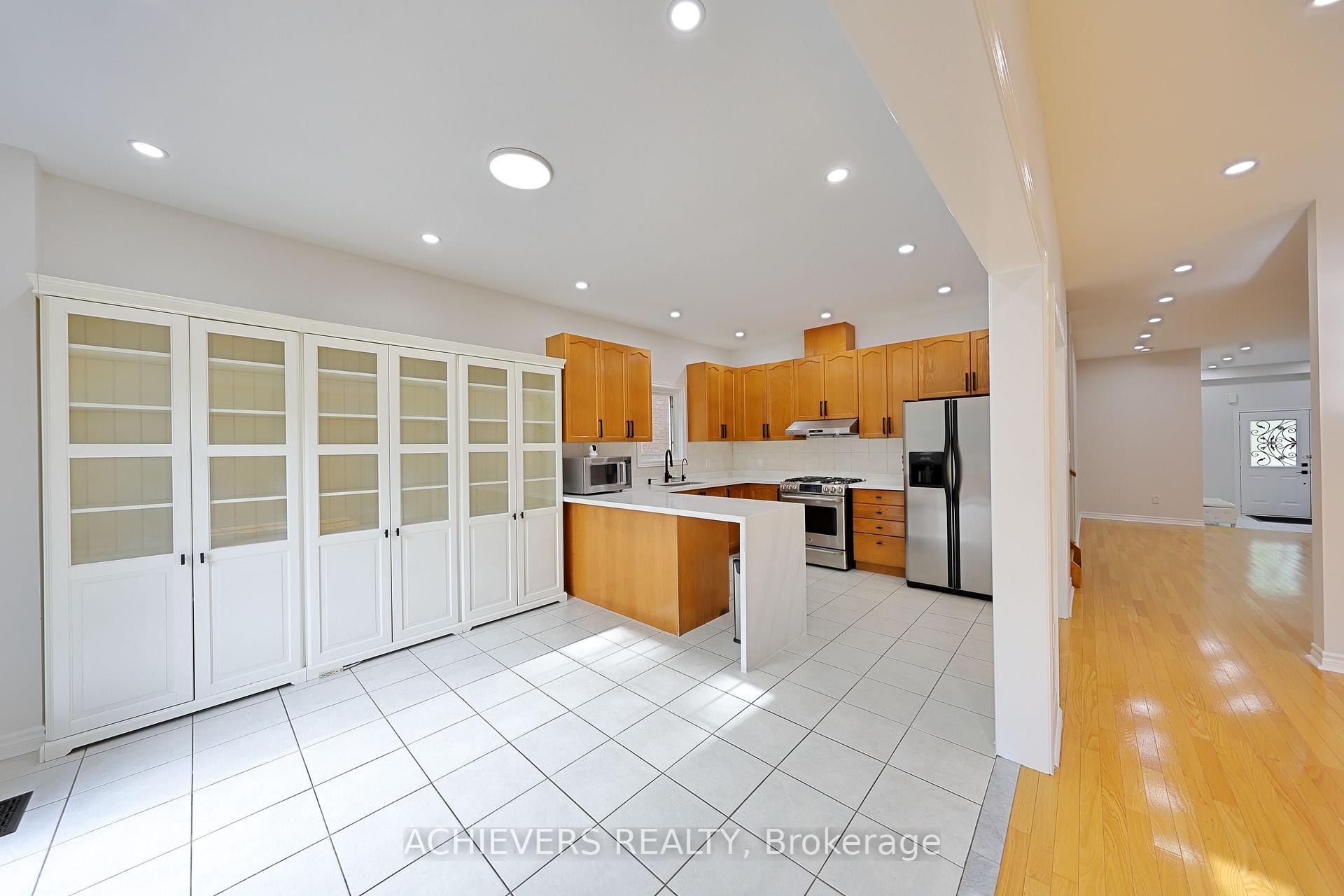 Photo 14 of 62 Sir Jacobs Crescent, Brampton, Fletcher's Meadow — HOMEH