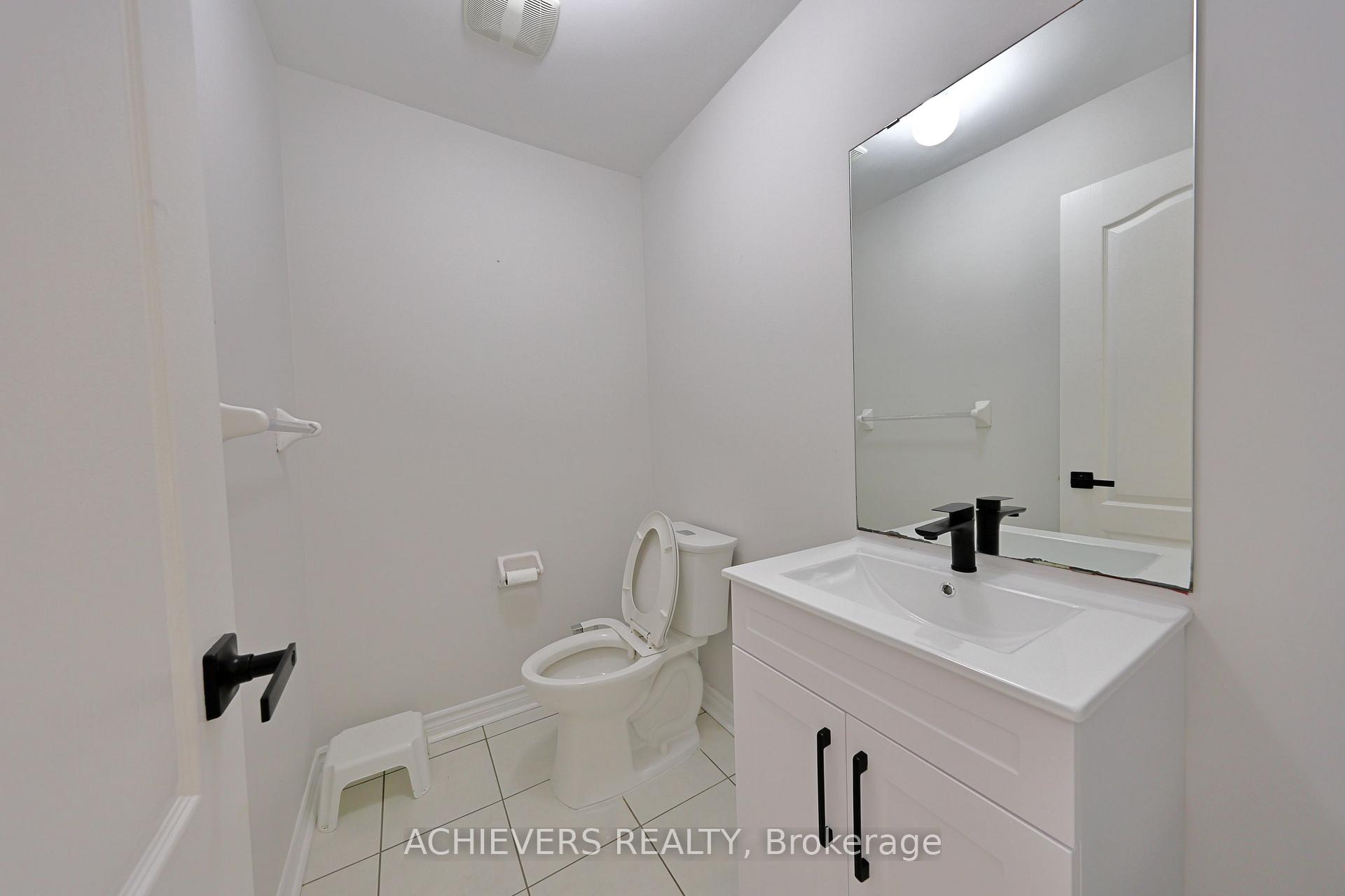 Photo 15 of 62 Sir Jacobs Crescent, Brampton, Fletcher's Meadow — HOMEH