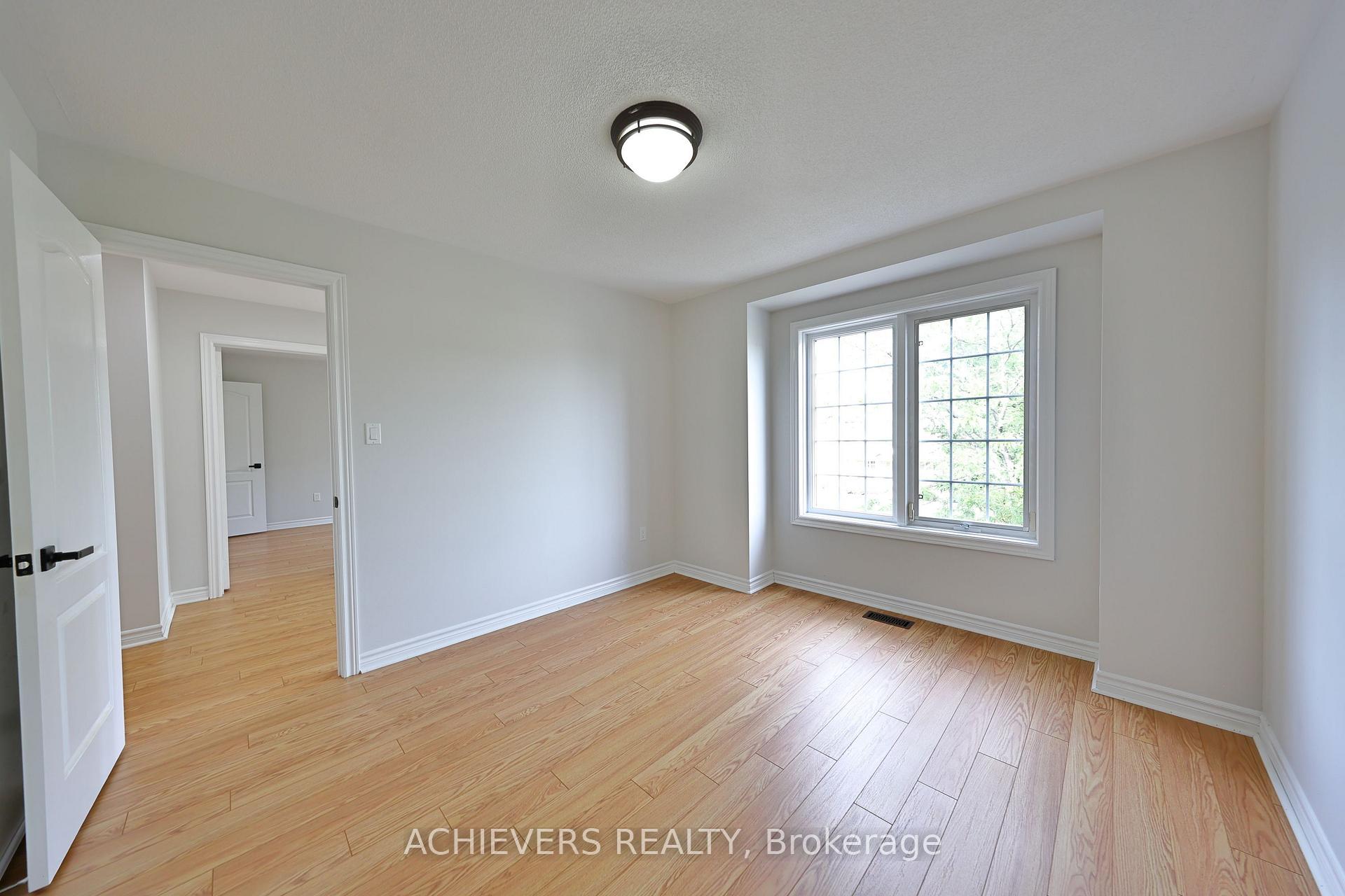 Photo 42 of 62 Sir Jacobs Crescent, Brampton, Fletcher's Meadow — HOMEH