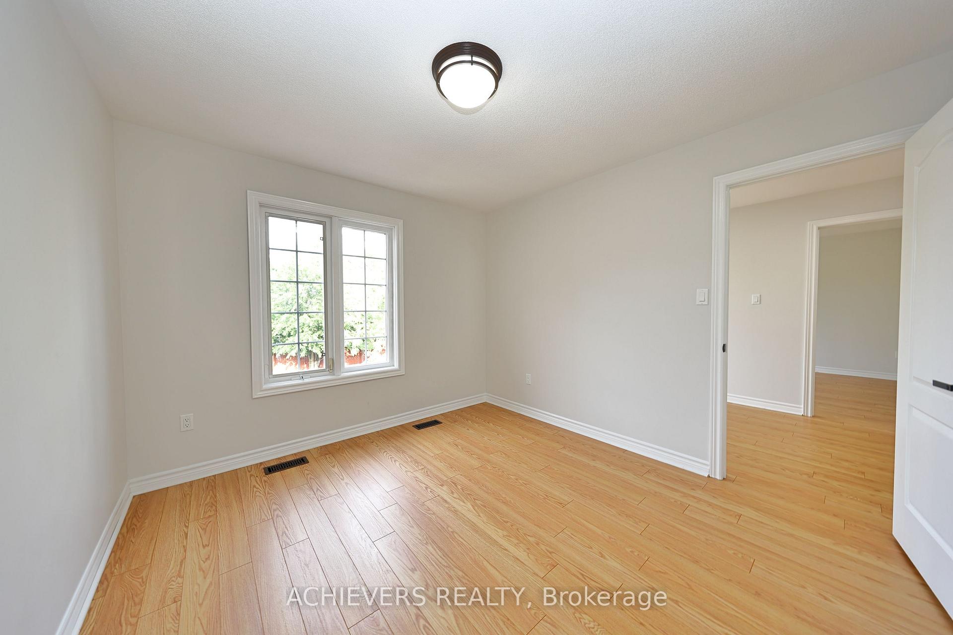 Photo 44 of 62 Sir Jacobs Crescent, Brampton, Fletcher's Meadow — HOMEH