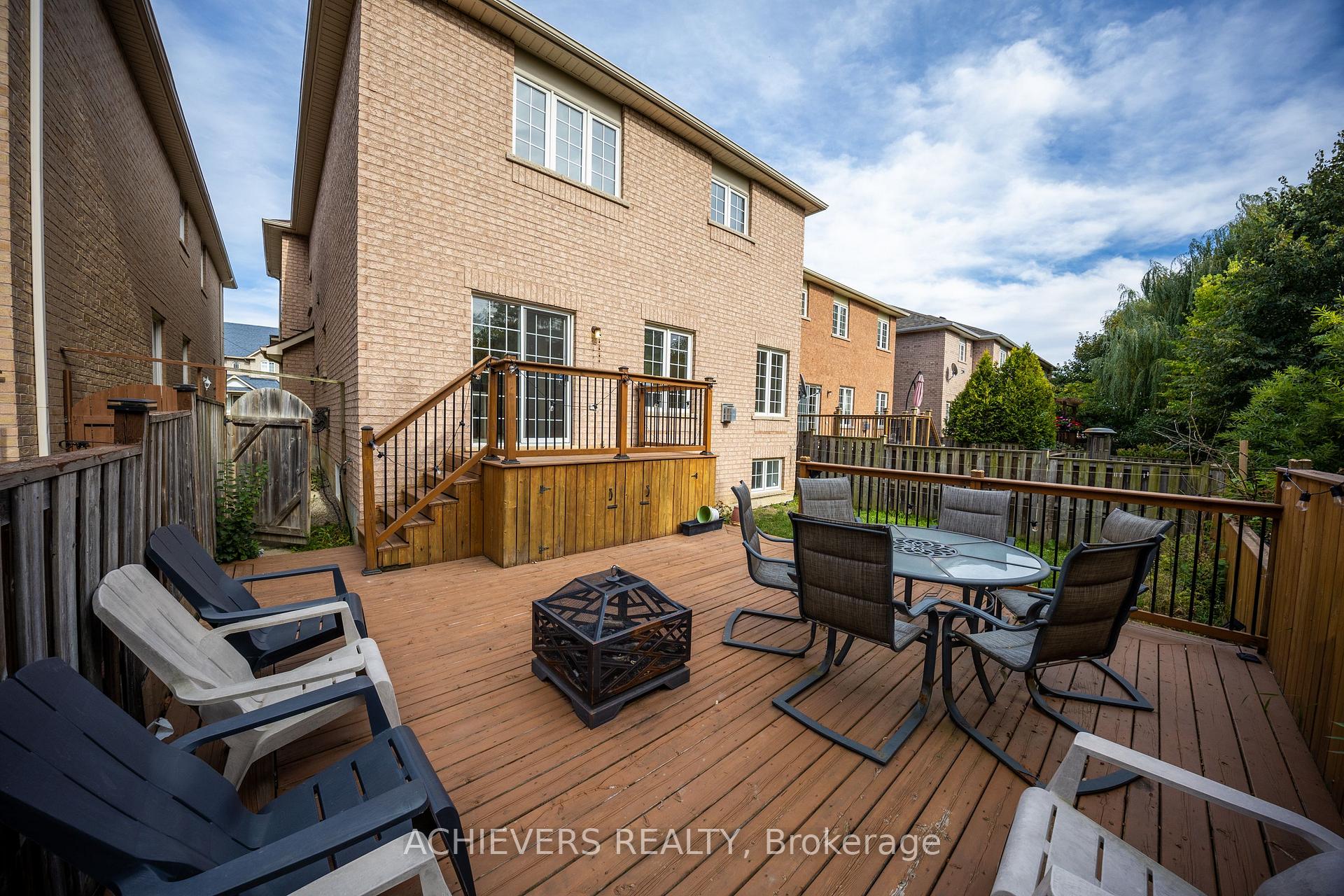Photo 48 of 62 Sir Jacobs Crescent, Brampton, Fletcher's Meadow — HOMEH