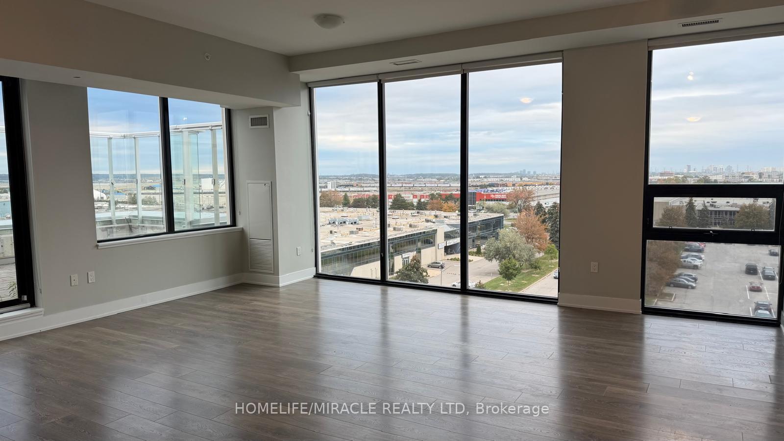 Photo 17 of Unit 617, 2908 Hwy 7, Vaughan, Concord — HOMEH