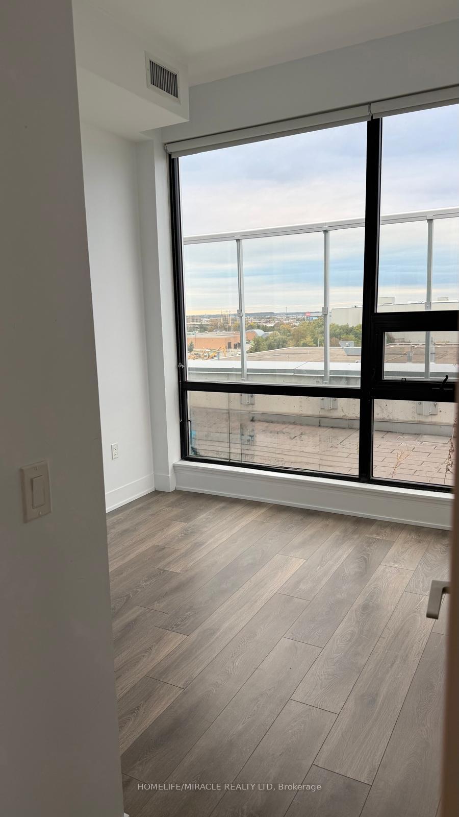 Photo 23 of Unit 617, 2908 Hwy 7, Vaughan, Concord — HOMEH