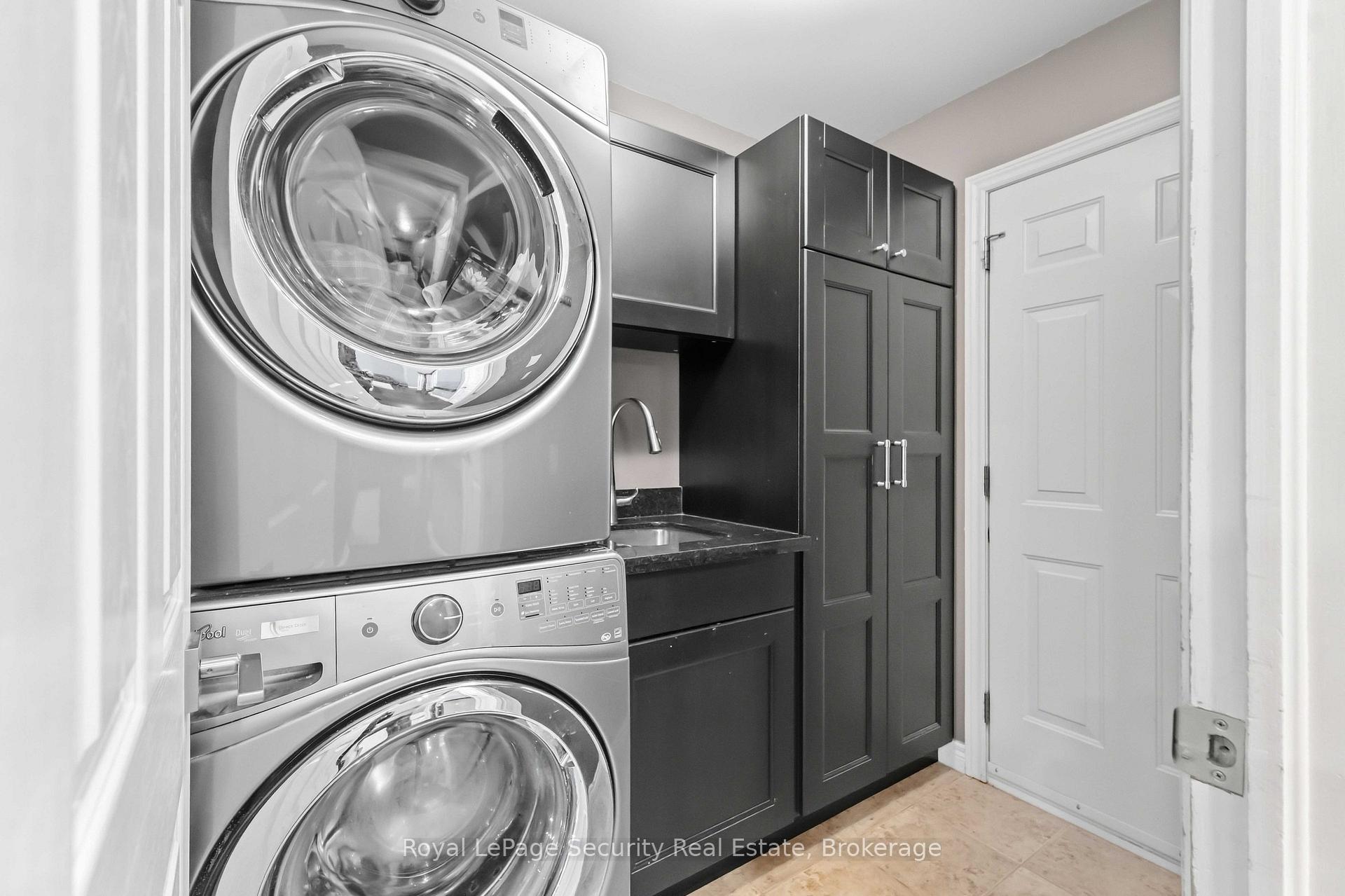 Photo 9 of 785 Tenth Avenue, Hamilton, Hampton Heights — HOMEH