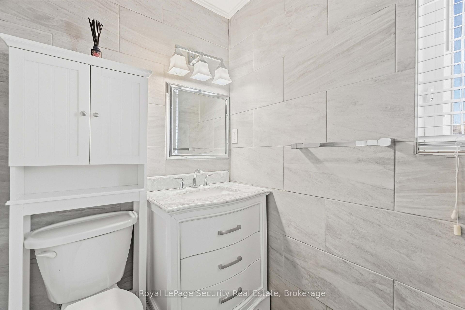 Photo 16 of 785 Tenth Avenue, Hamilton, Hampton Heights — HOMEH
