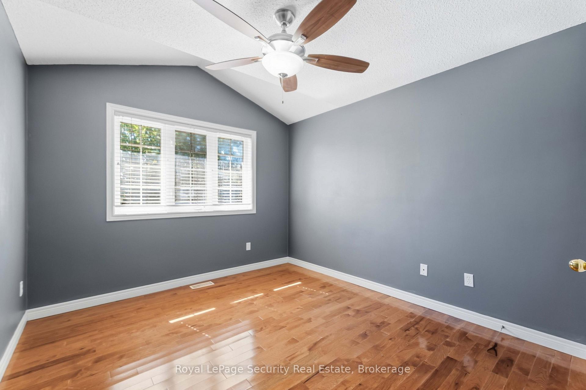 Photo 18 of 785 Tenth Avenue, Hamilton, Hampton Heights — HOMEH