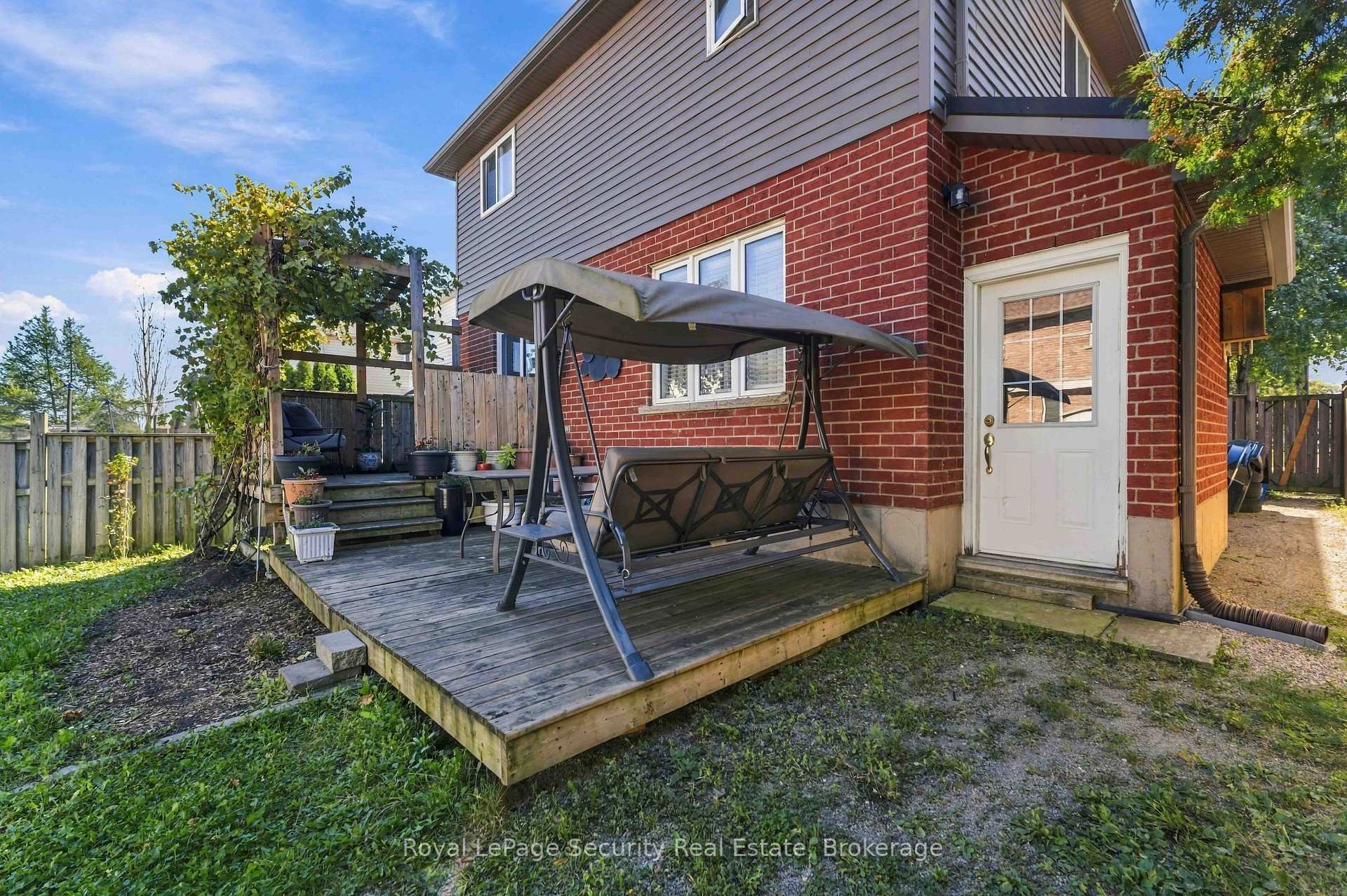 Photo 23 of 785 Tenth Avenue, Hamilton, Hampton Heights — HOMEH