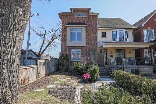 Photo 2 of 3 Armstrong Avenue, Toronto, Dovercourt-Wallace Emerson-Junction — HOMEH
