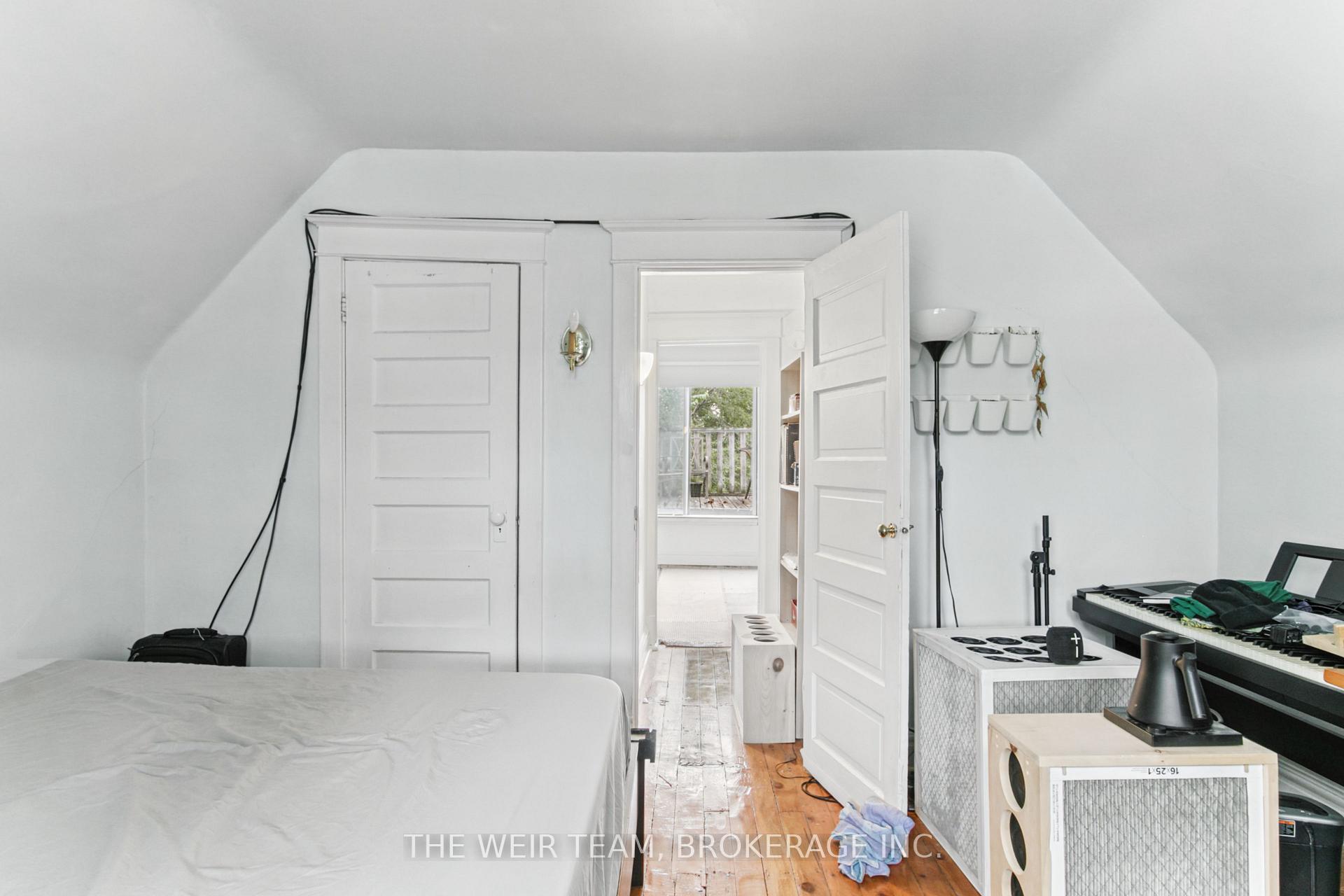 Photo 32 of 219 Withrow Avenue, Toronto, North Riverdale — HOMEH