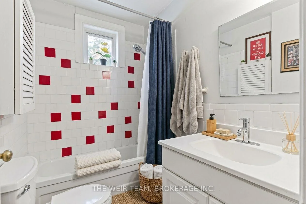 Photo 47 of 219 Withrow Avenue, Toronto, North Riverdale — HOMEH