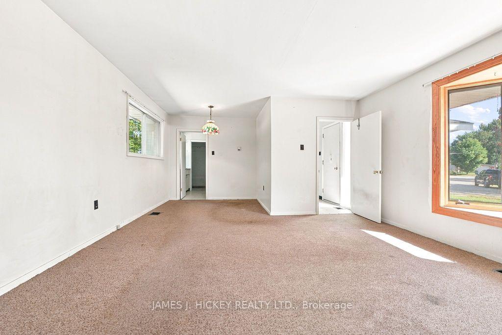 Photo 4 of 4 Sheridan Court, Deep River, Deep River — HOMEH