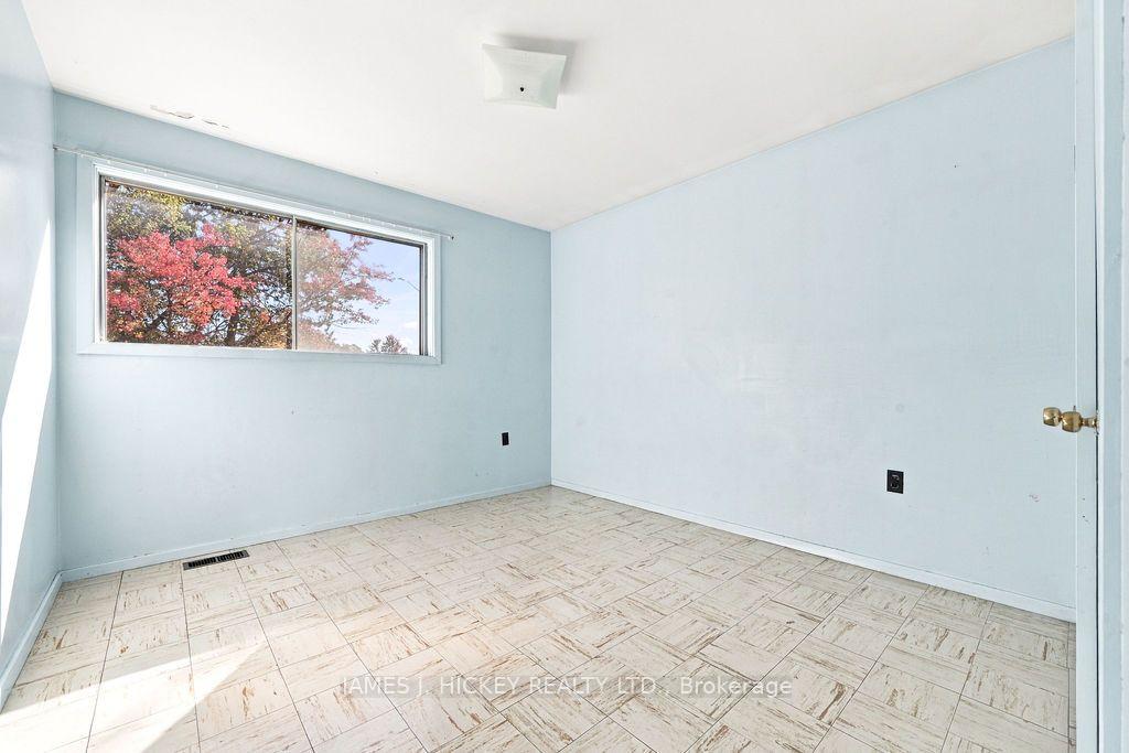 Photo 16 of 4 Sheridan Court, Deep River, Deep River — HOMEH