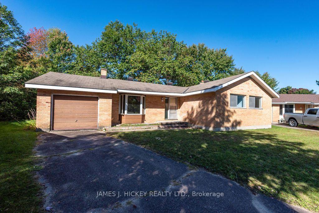 Photo 32 of 4 Sheridan Court, Deep River, Deep River — HOMEH