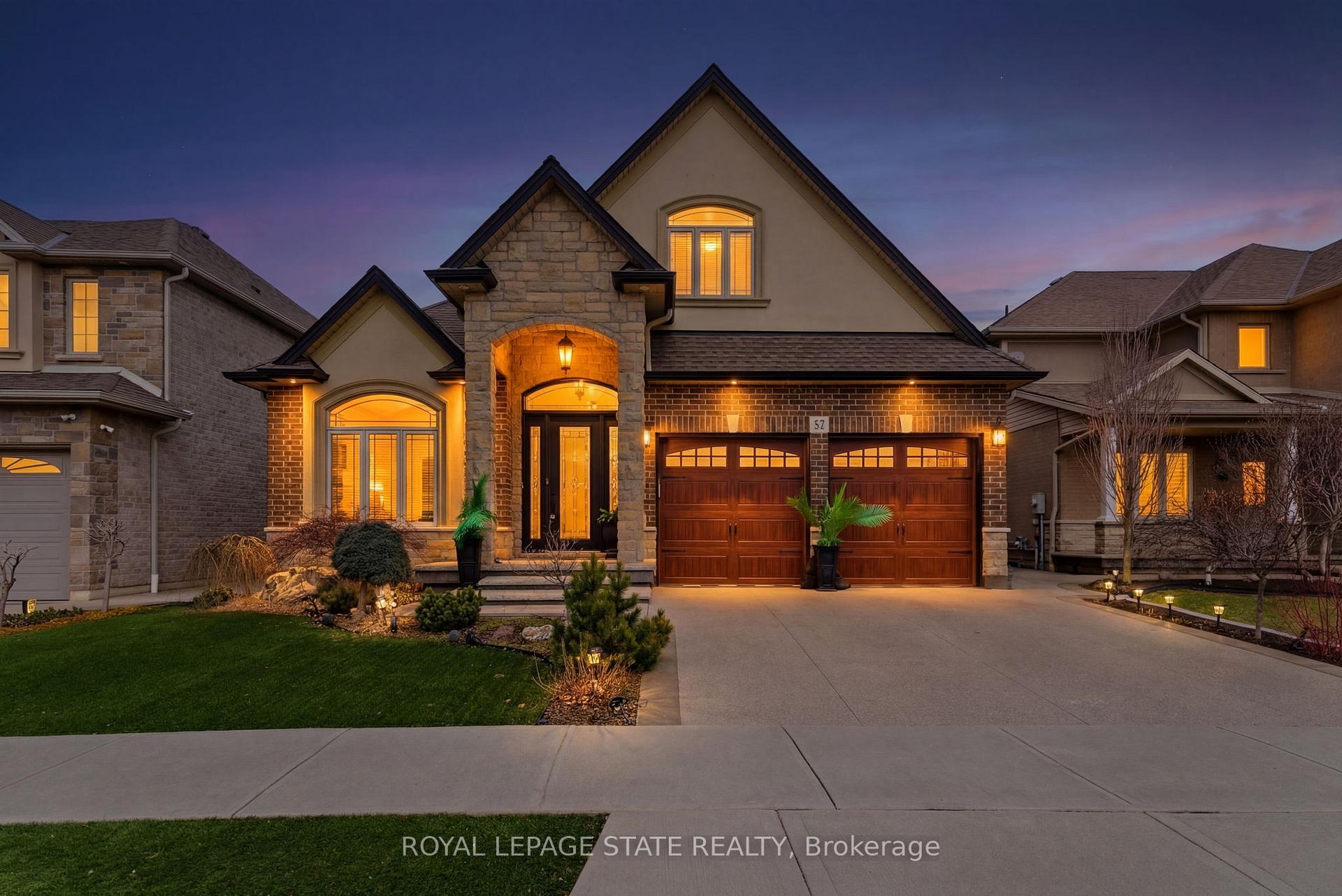 Photo 2 of 85 Hillcroft Drive, Hamilton, Stoney Creek Mountain — HOMEH