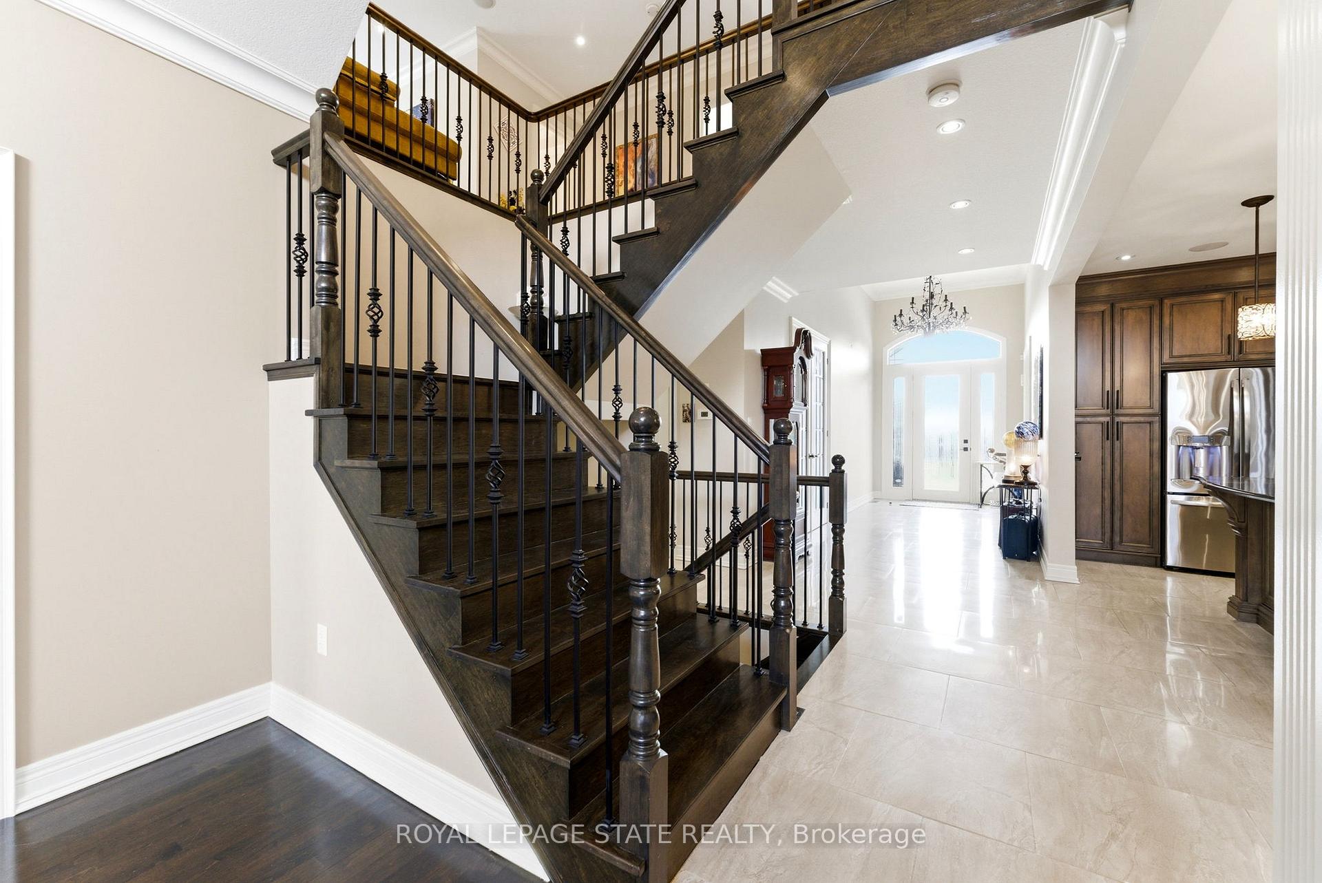 Photo 21 of 85 Hillcroft Drive, Hamilton, Stoney Creek Mountain — HOMEH