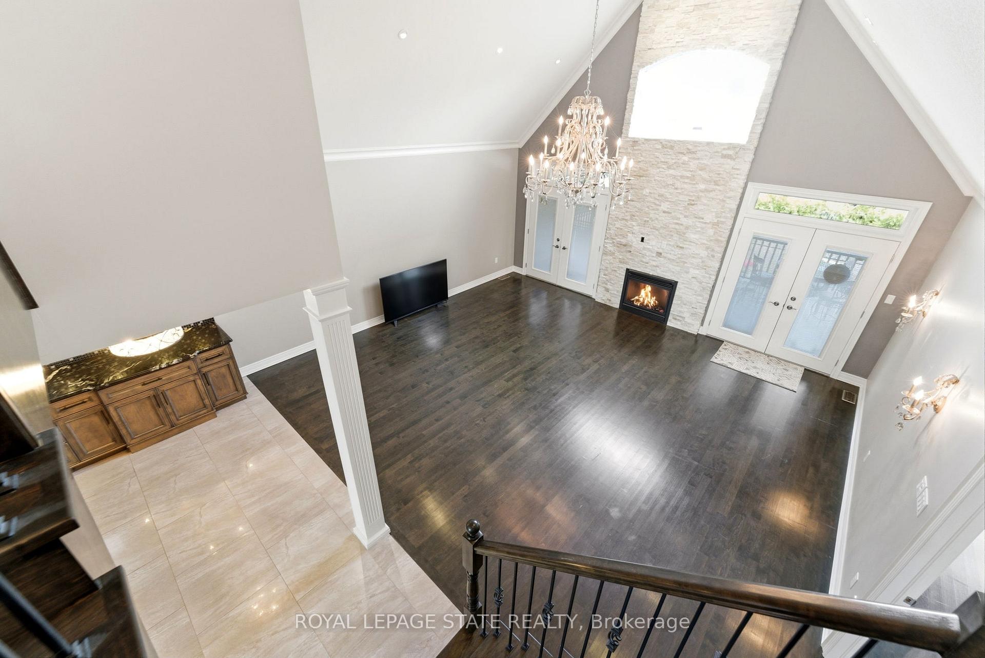 Photo 23 of 85 Hillcroft Drive, Hamilton, Stoney Creek Mountain — HOMEH