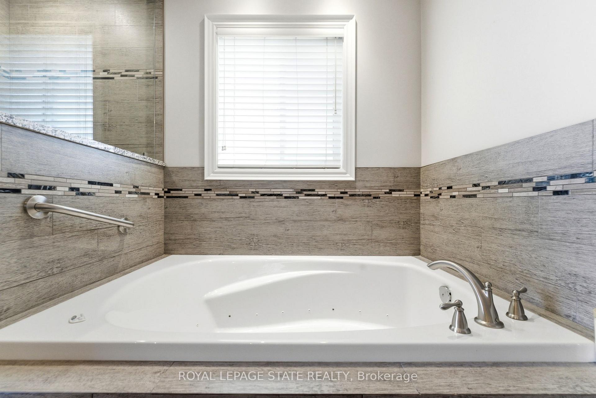 Photo 35 of 85 Hillcroft Drive, Hamilton, Stoney Creek Mountain — HOMEH