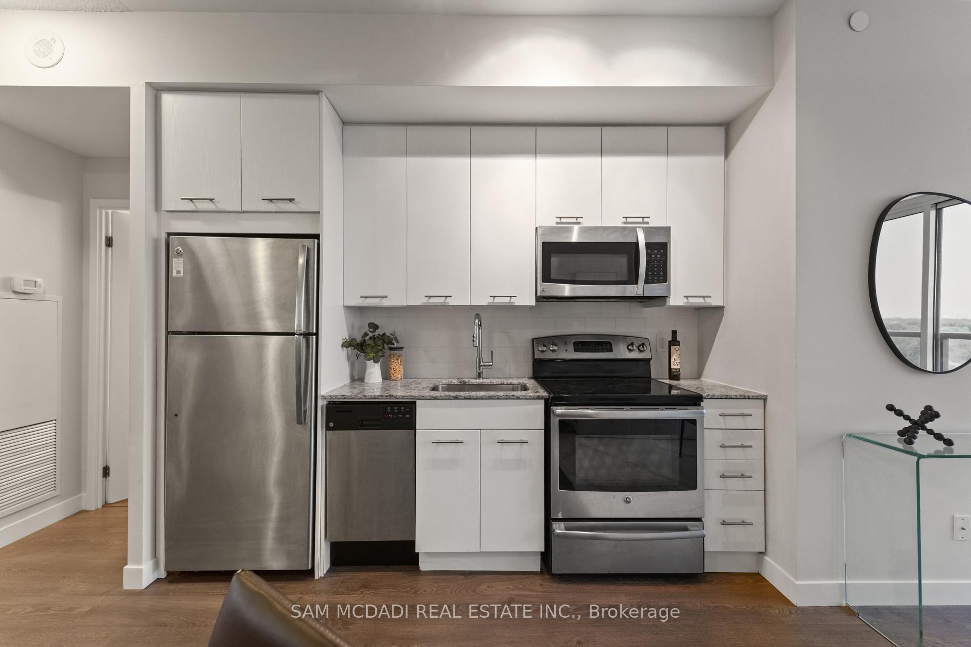 Photo 9 of Unit 903, 2055 Danforth Avenue, Toronto, Woodbine Corridor — HOMEH
