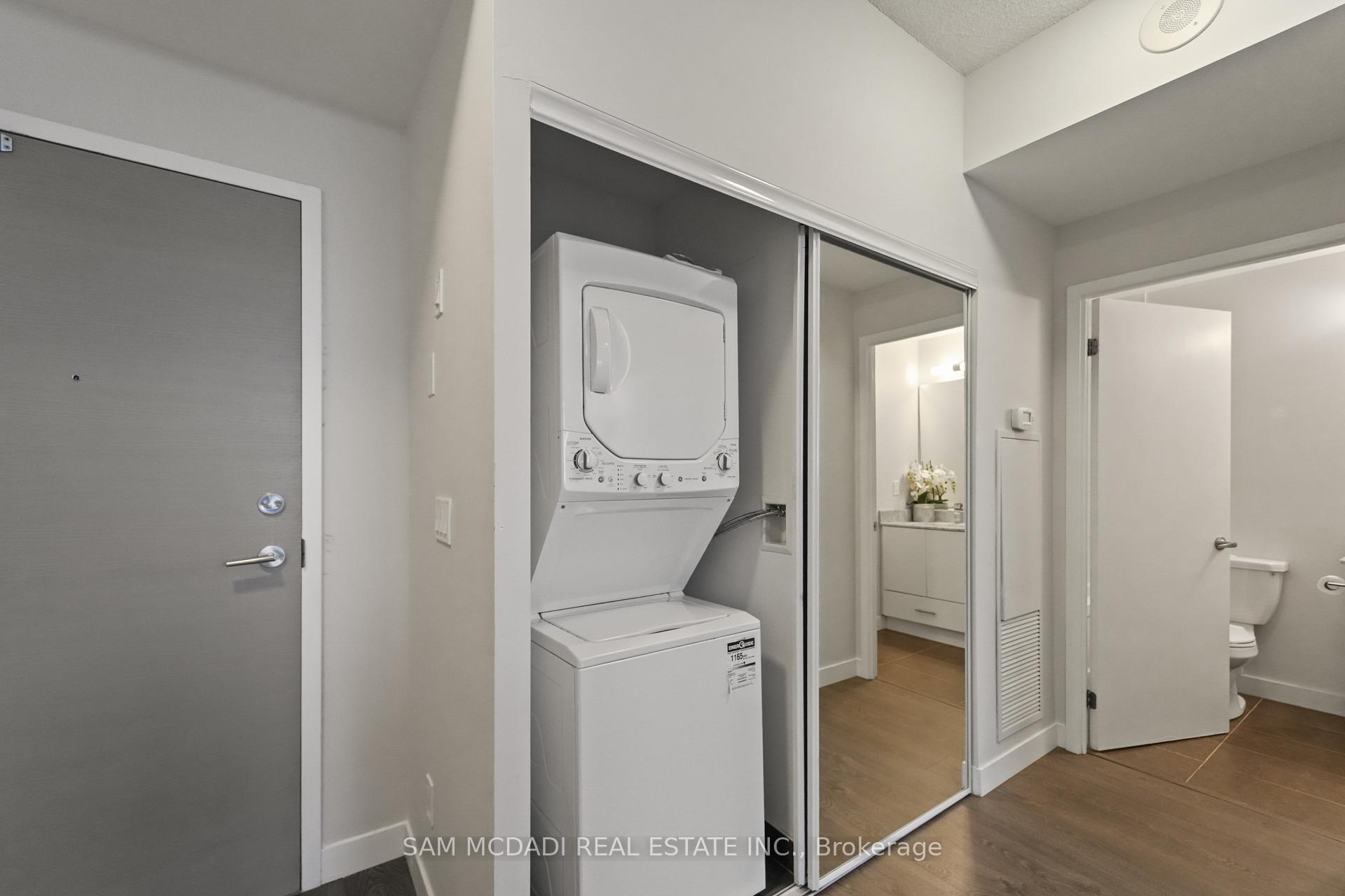 Photo 18 of Unit 903, 2055 Danforth Avenue, Toronto, Woodbine Corridor — HOMEH