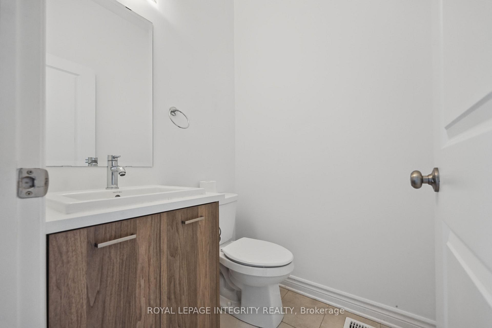 Photo 4 of 926 Omagaki Way, Ottawa, Blossom Park/Kemp Park/Findlay Creek — HOMEH