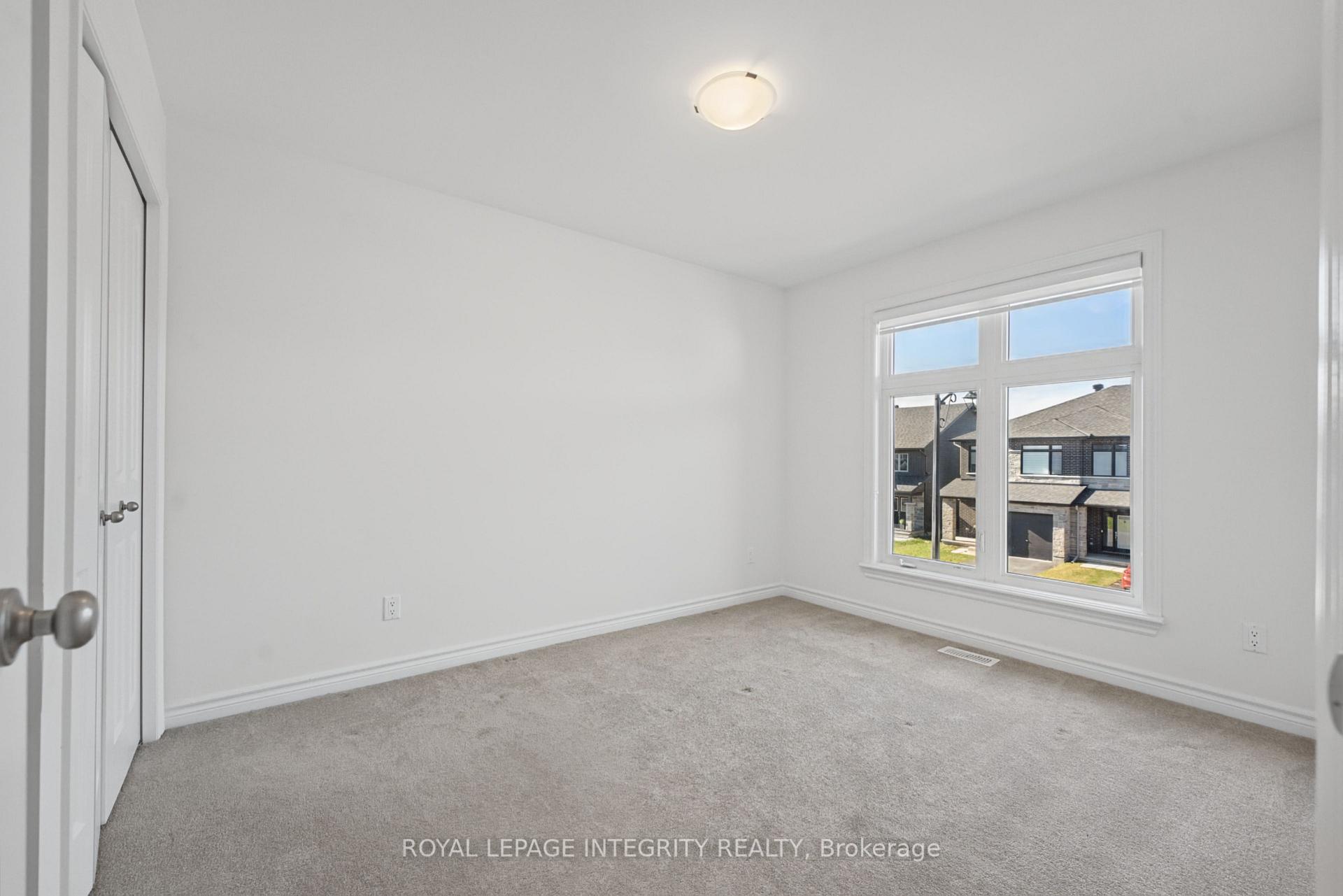 Photo 17 of 926 Omagaki Way, Ottawa, Blossom Park/Kemp Park/Findlay Creek — HOMEH