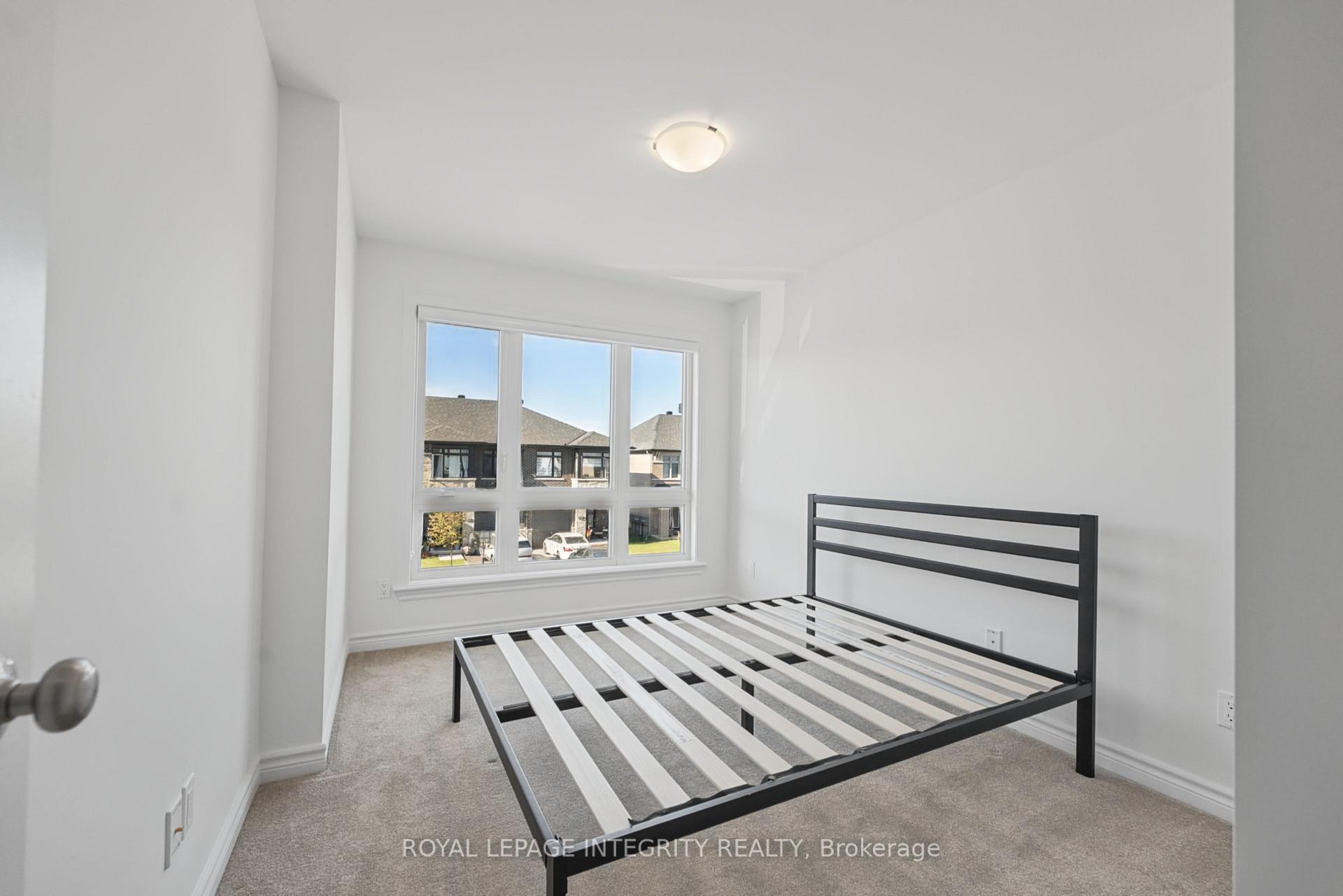Photo 18 of 926 Omagaki Way, Ottawa, Blossom Park/Kemp Park/Findlay Creek — HOMEH