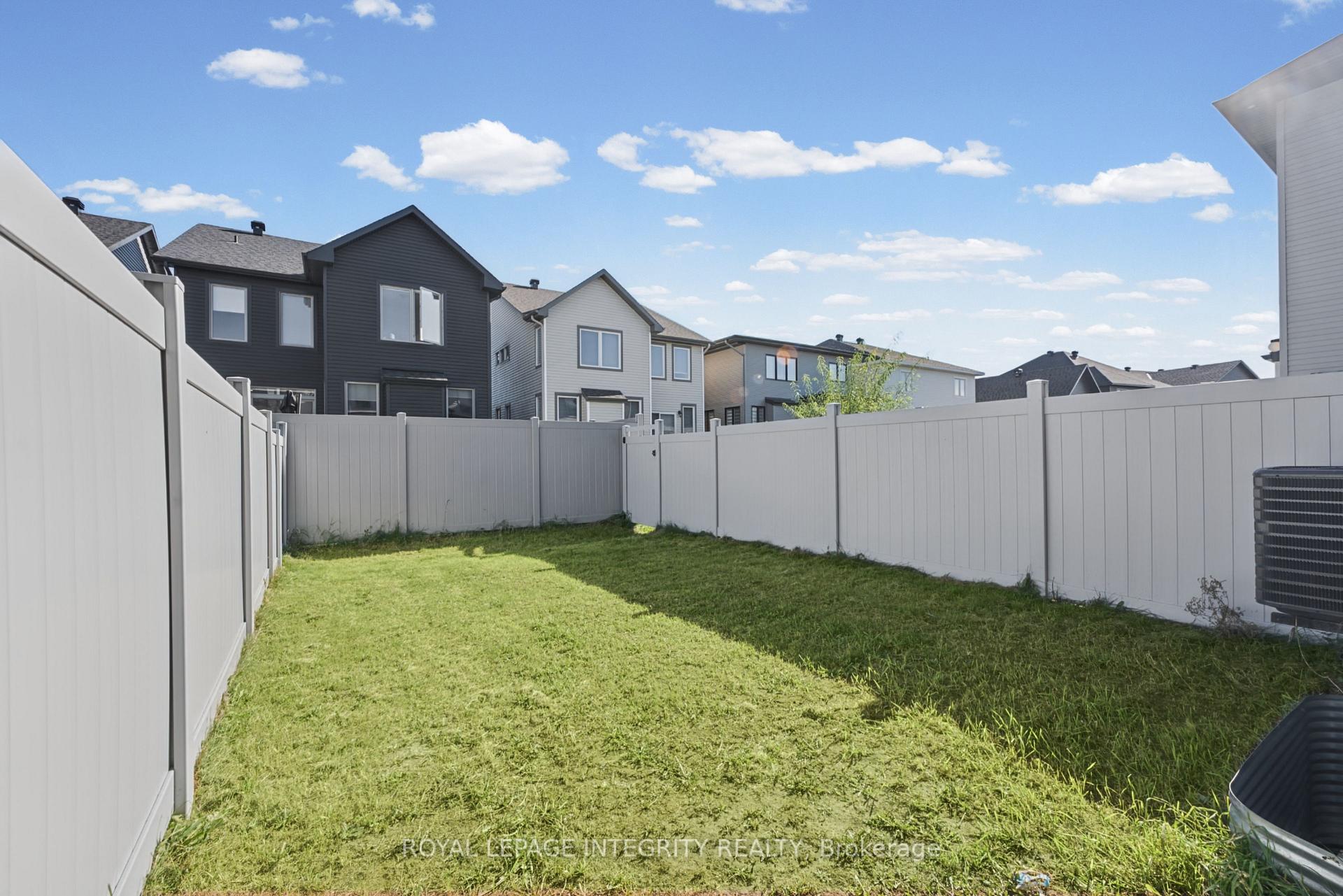 Photo 27 of 926 Omagaki Way, Ottawa, Blossom Park/Kemp Park/Findlay Creek — HOMEH