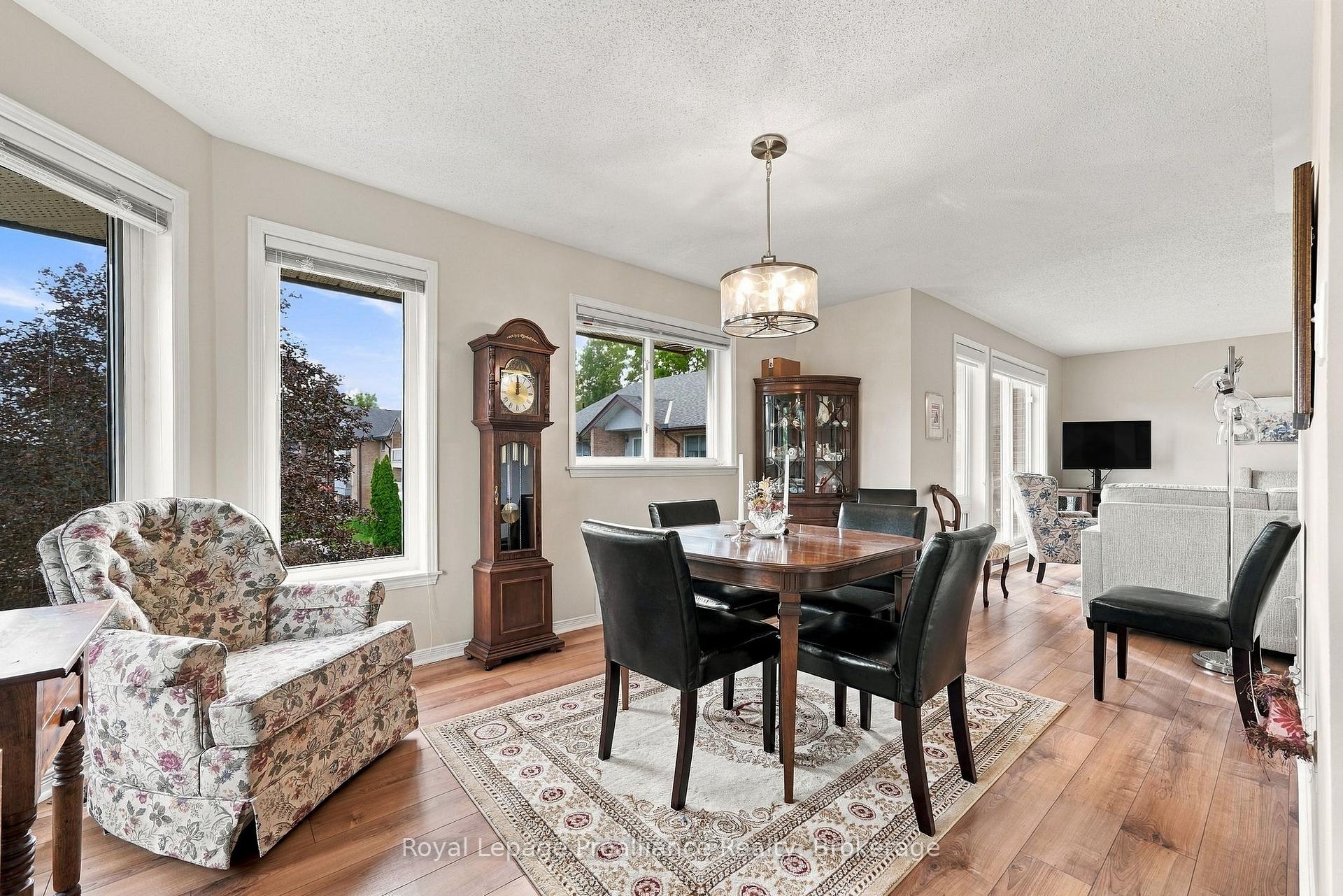 Photo 11 of Unit 307, 8 Talbot Street, Prince Edward County, Picton Ward — HOMEH