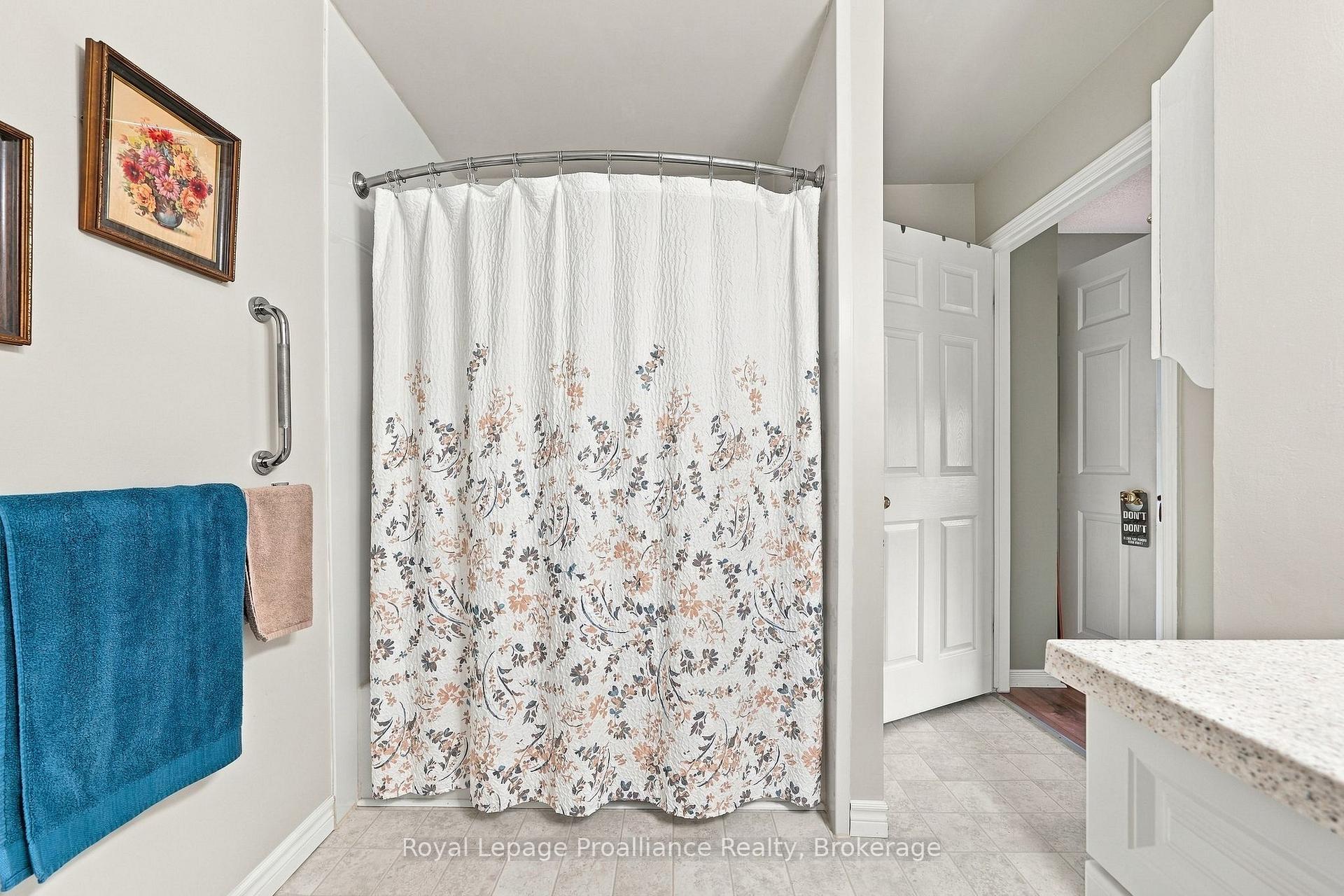 Photo 13 of Unit 307, 8 Talbot Street, Prince Edward County, Picton Ward — HOMEH